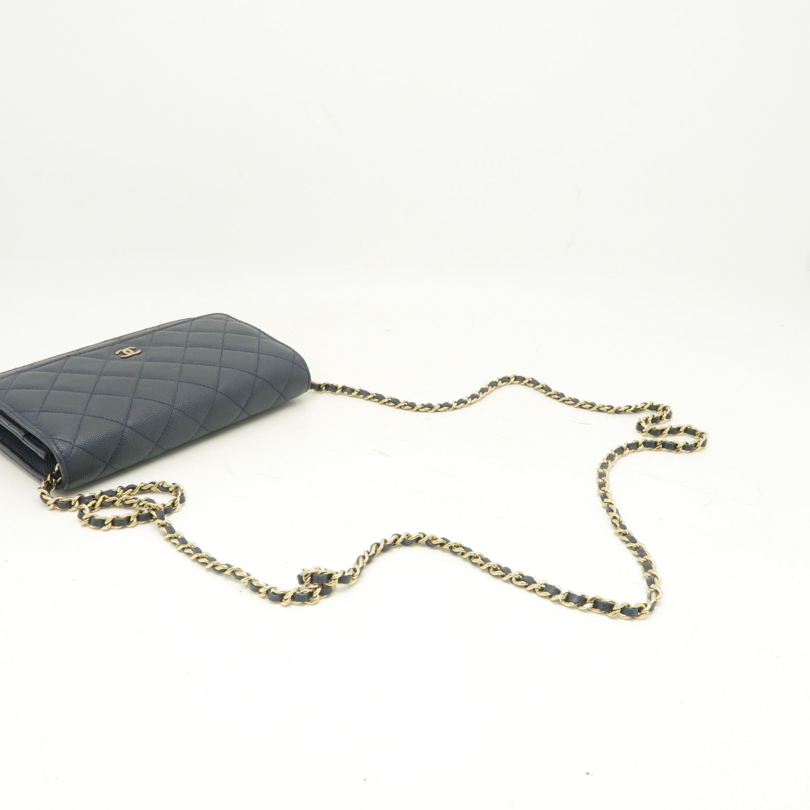 CHANEL 菱格Caviar皮革WOC Wallet On Chain金扣鏈帶肩背袋深藍色