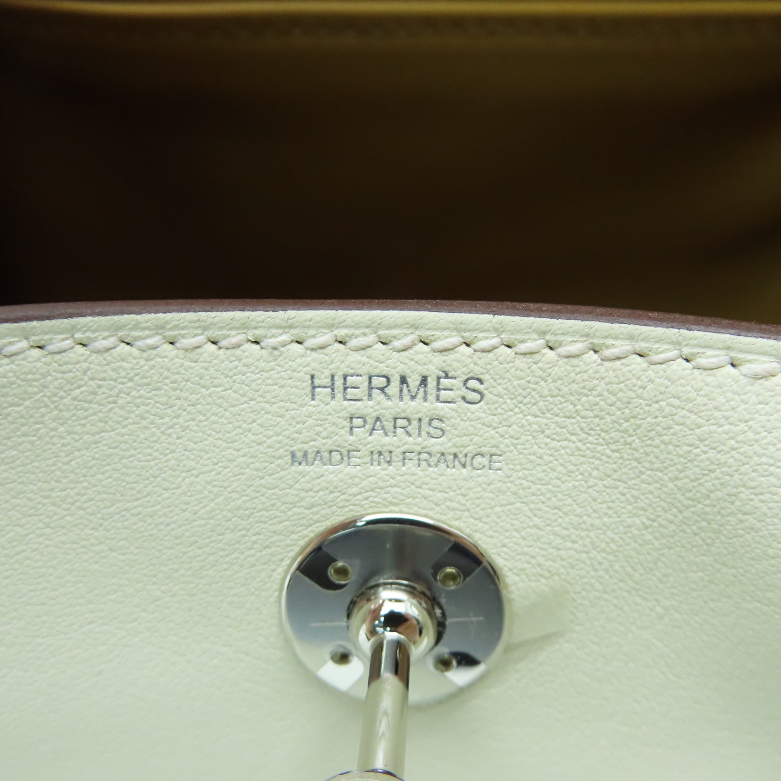 HERMES Swift皮革Mini Lindy銀扣手挽肩背兩用袋奶油白
