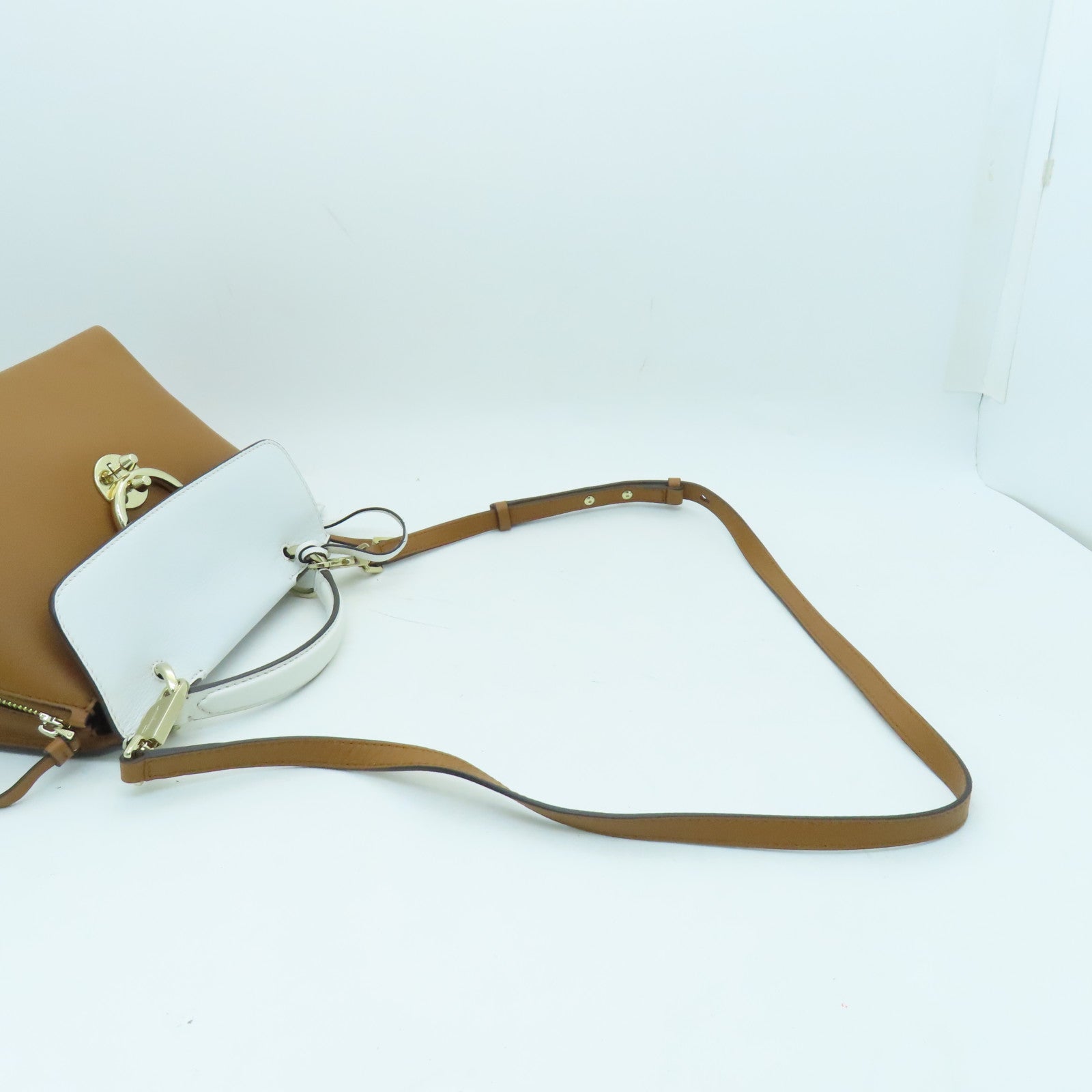 Salvatore Ferragamo Cowhide Leather 2 Way Shoulder Gold Buckle Handle Shoulder Bag Brown/White