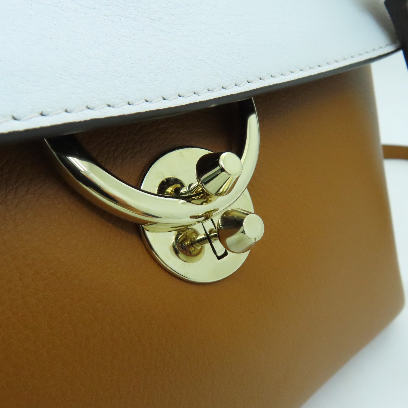 Salvatore Ferragamo Cowhide Leather 2 Way Shoulder Gold Buckle Handle Shoulder Bag Brown/White