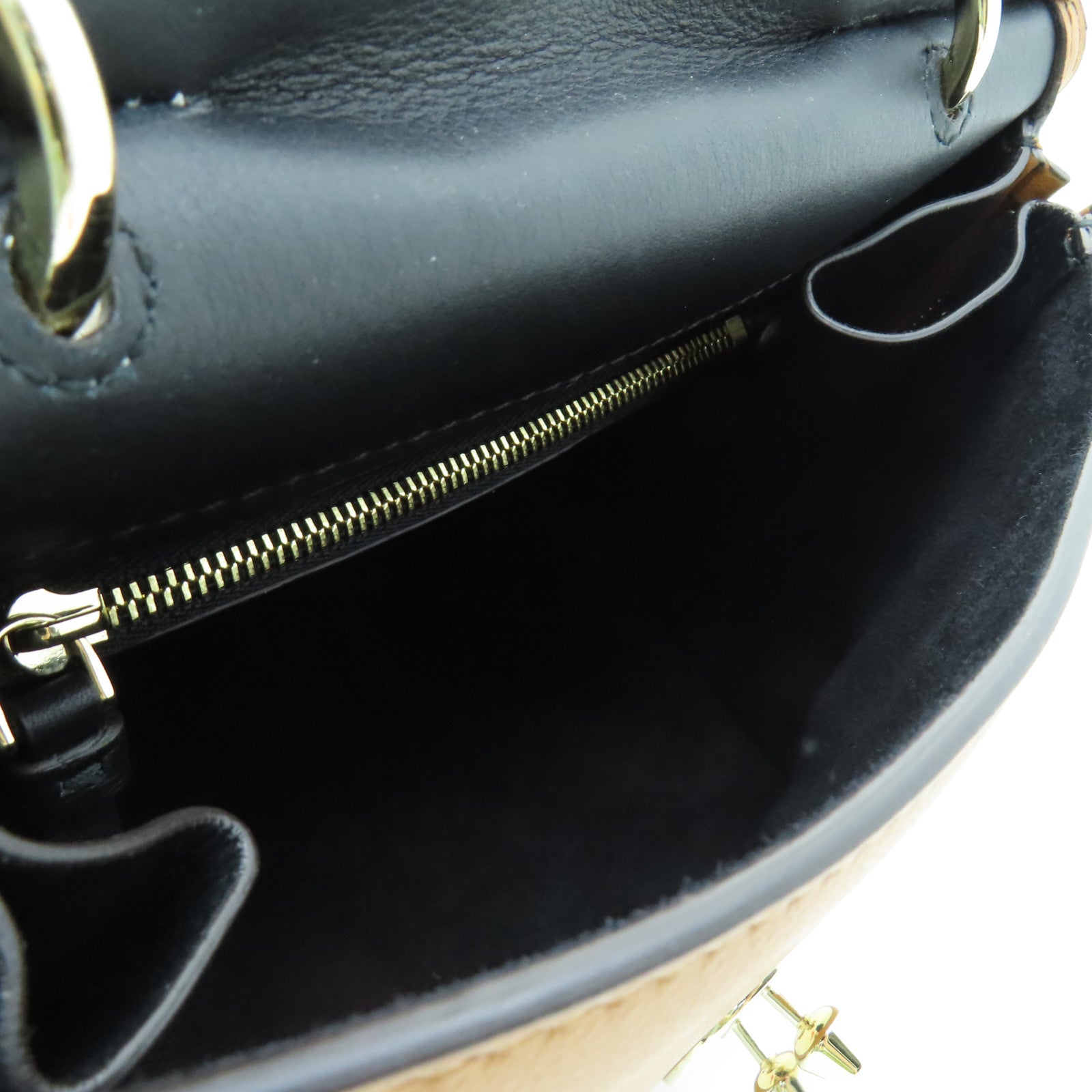 Salvatore Ferragamo Cowhide Leather 2 Way Shoulder Gold Buckle Handle Shoulder Bag Brown/White