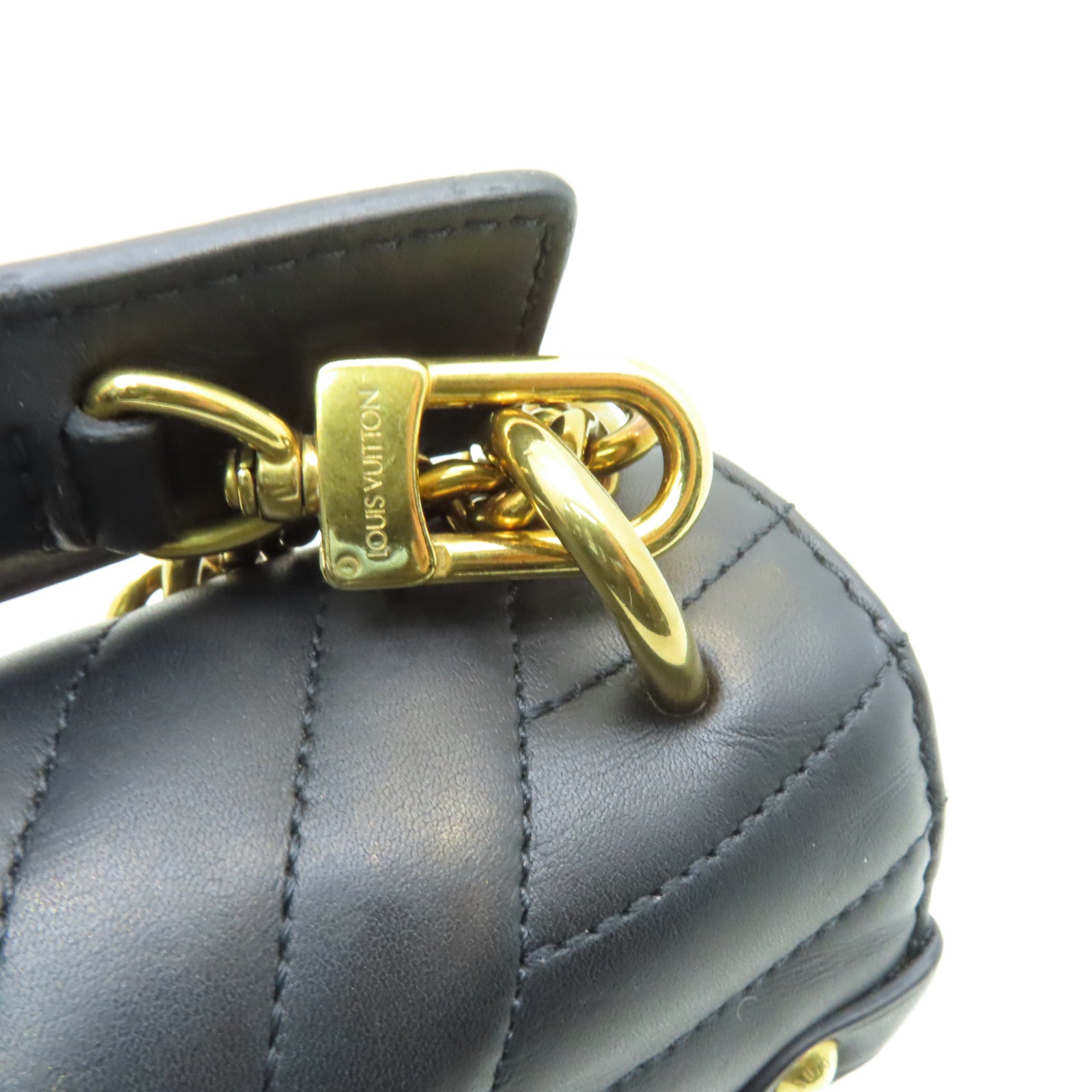 LOUIS VUITTON 皮革New Wave Chain PM金扣手挽肩背兩用袋黑色Noir