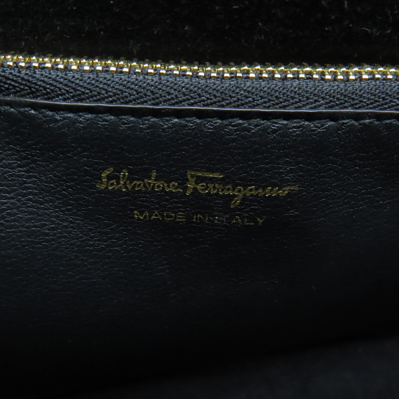 Salvatore Ferragamo Cowhide Leather 2 Way Shoulder Gold Buckle Handle Shoulder Bag Brown/White