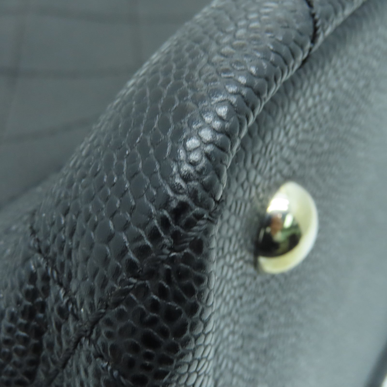 CHANEL Rhombus Caviar Leather Shoulder Bag Silver Buckle Shoulder Bag Black