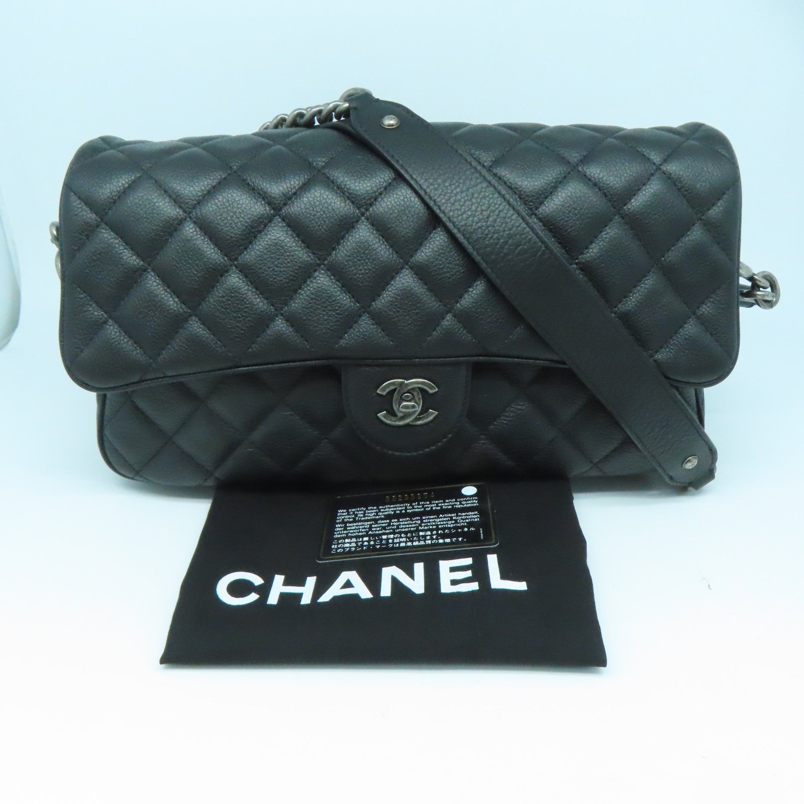 CHANEL 菱格牛皮皮革Shoulder Bag银扣肩背袋黑色