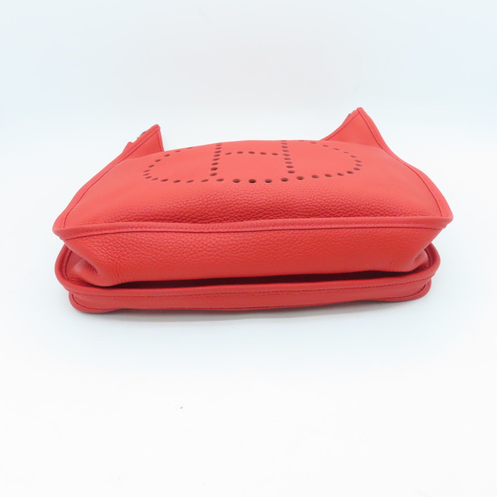 HERMES Clemence皮革Evelyne GM银扣肩背袋红色