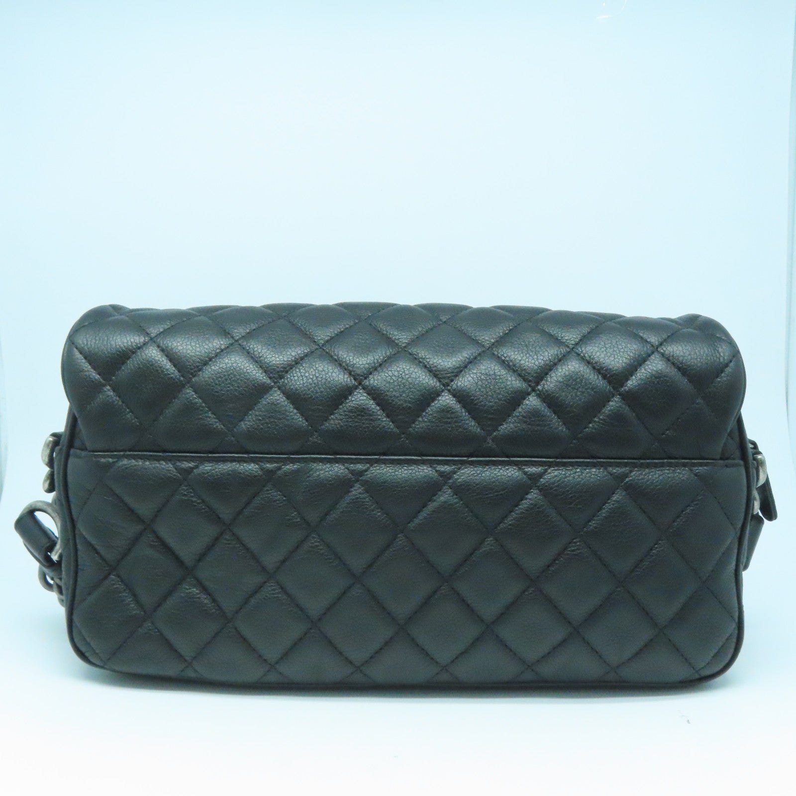 CHANEL 菱格牛皮皮革Shoulder Bag银扣肩背袋黑色