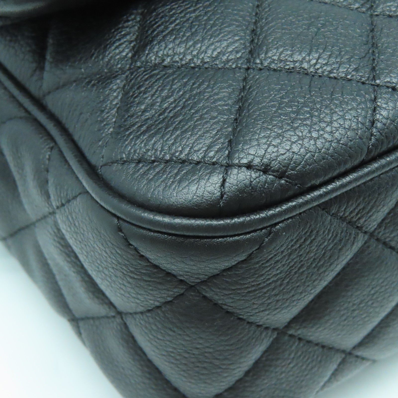 CHANEL 菱格牛皮皮革Shoulder Bag银扣肩背袋黑色