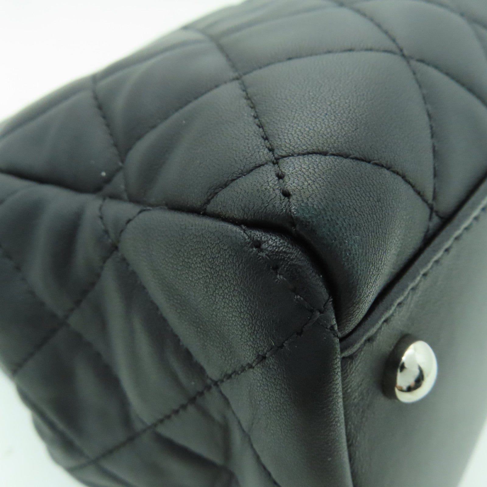 CHANEL 菱格牛皮皮革Chain Shoulder銀扣鏈帶肩背袋黑色