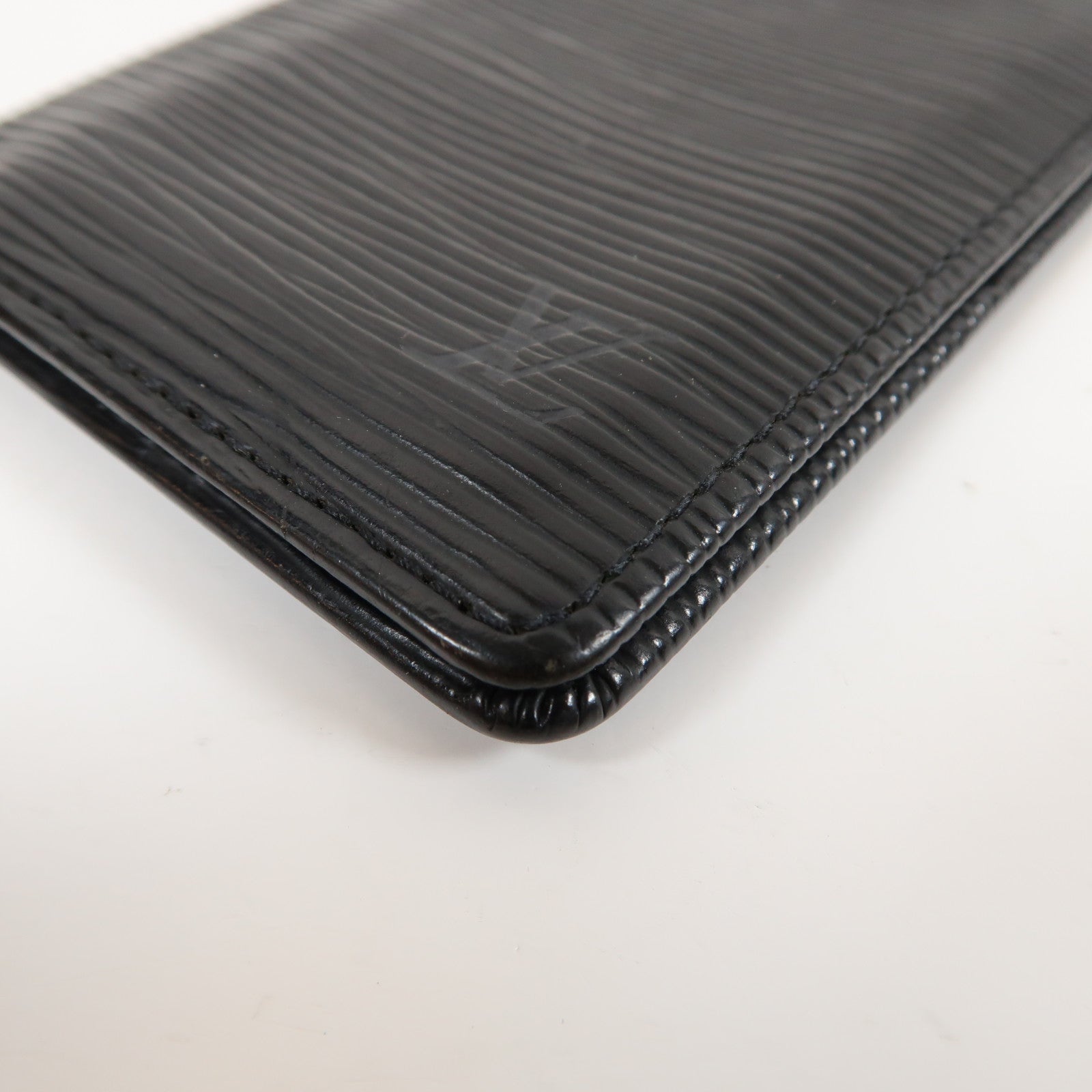 LOUIS VUITTON Epi皮革Card Case卡片套黑色