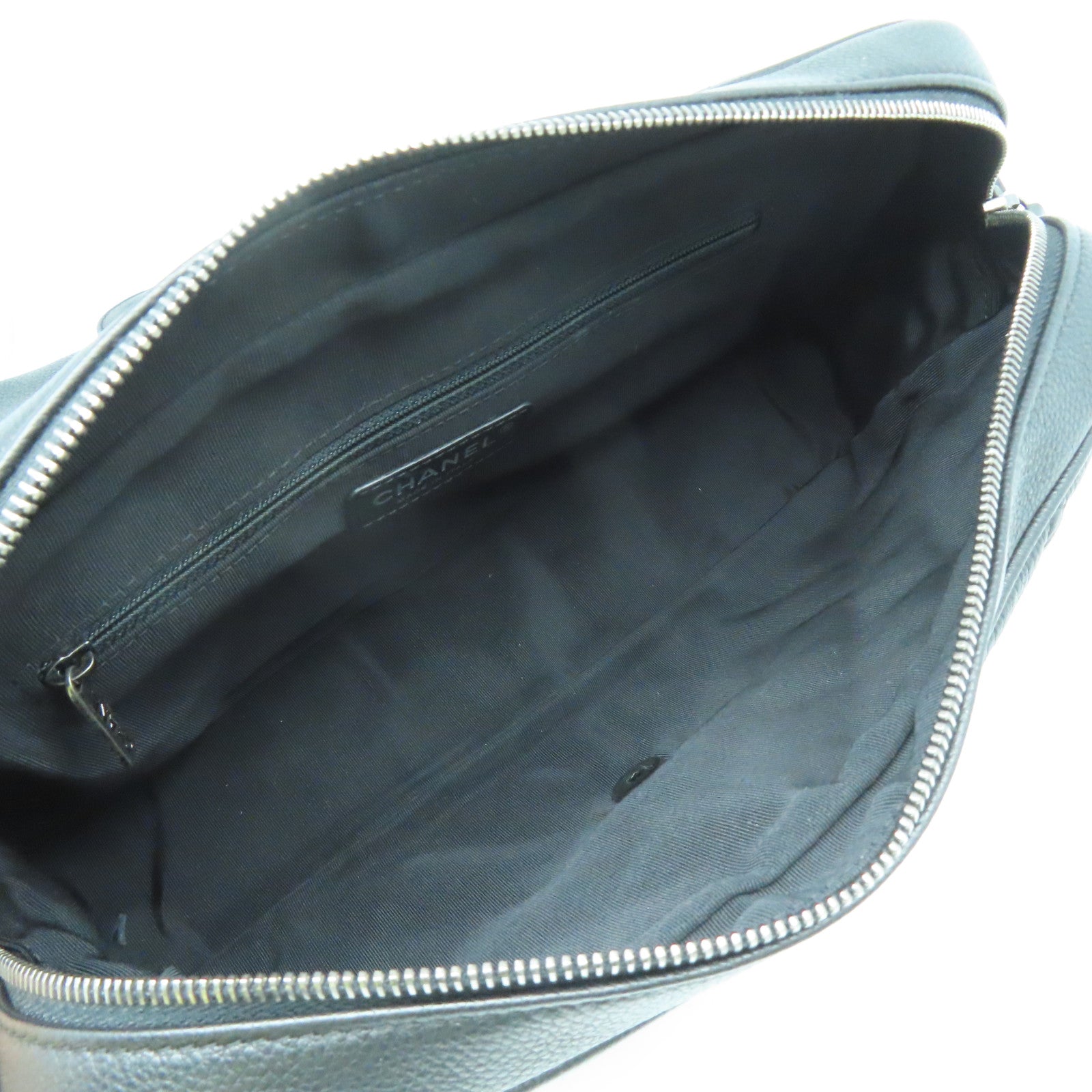 CHANEL 菱格牛皮皮革Shoulder Bag银扣肩背袋黑色