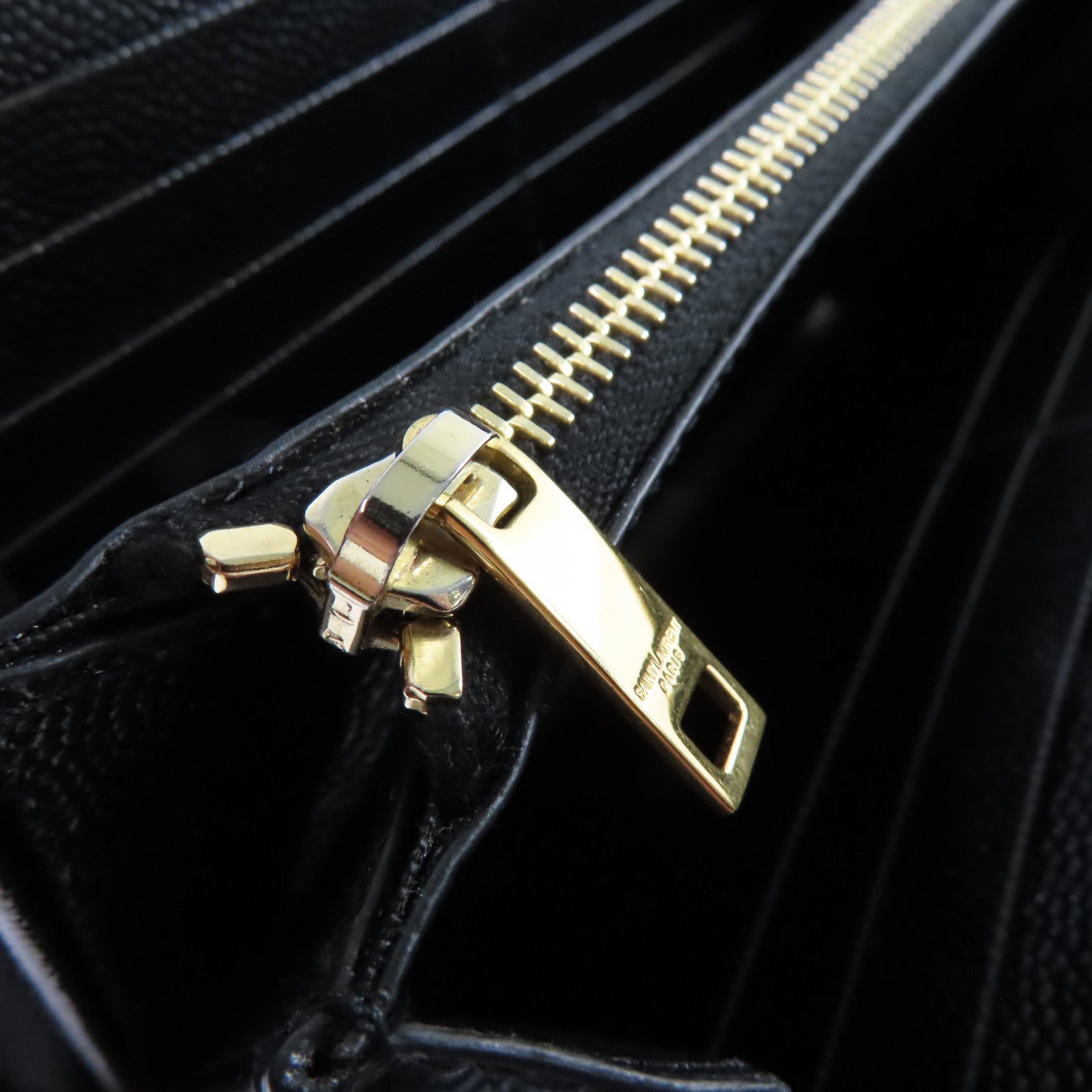 SAINT LAURENT 斜紋牛皮皮革Long Wallet金扣拉鏈長錢包黑色