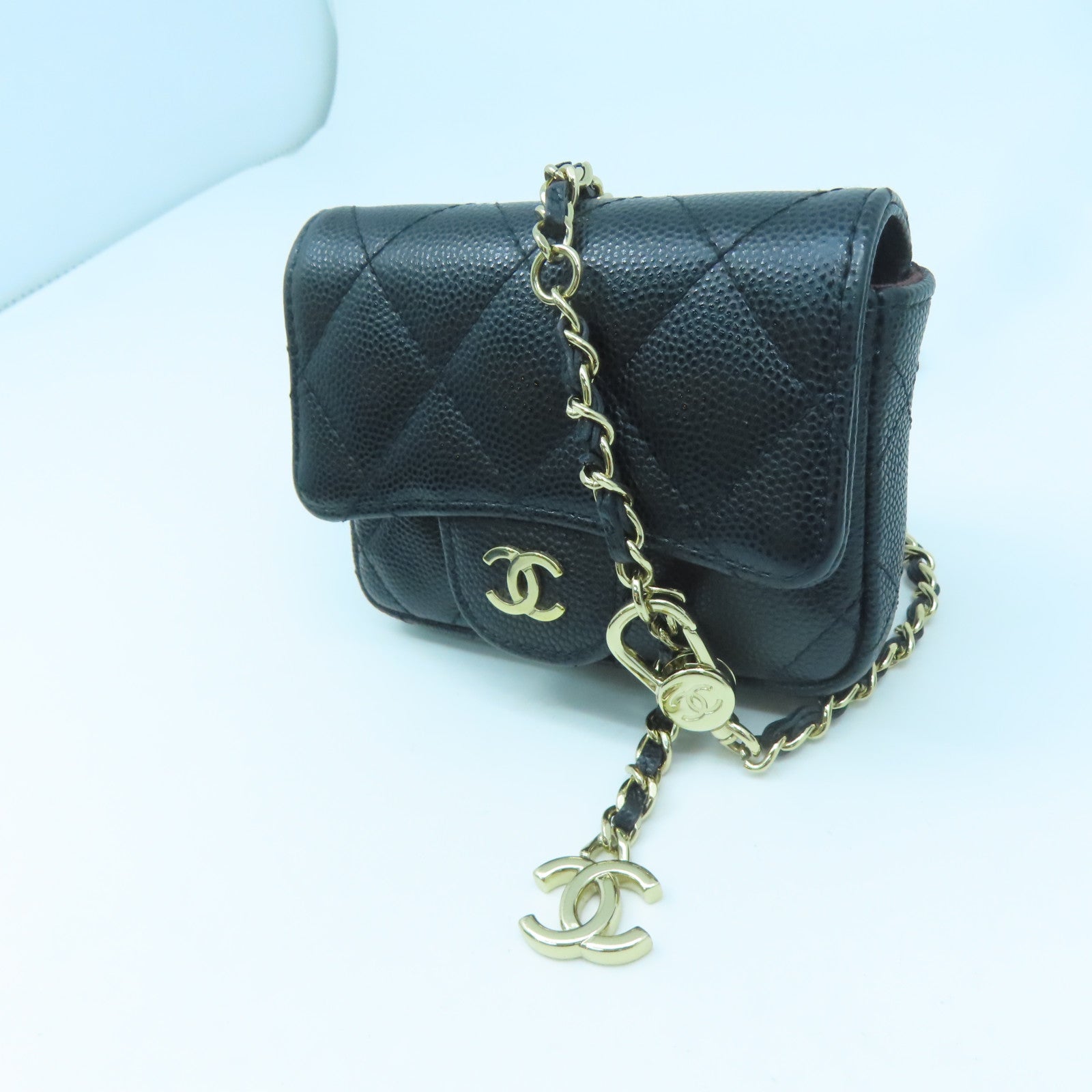 CHANEL diamond Caviar leather Waist Bag gold buckle pocket black
