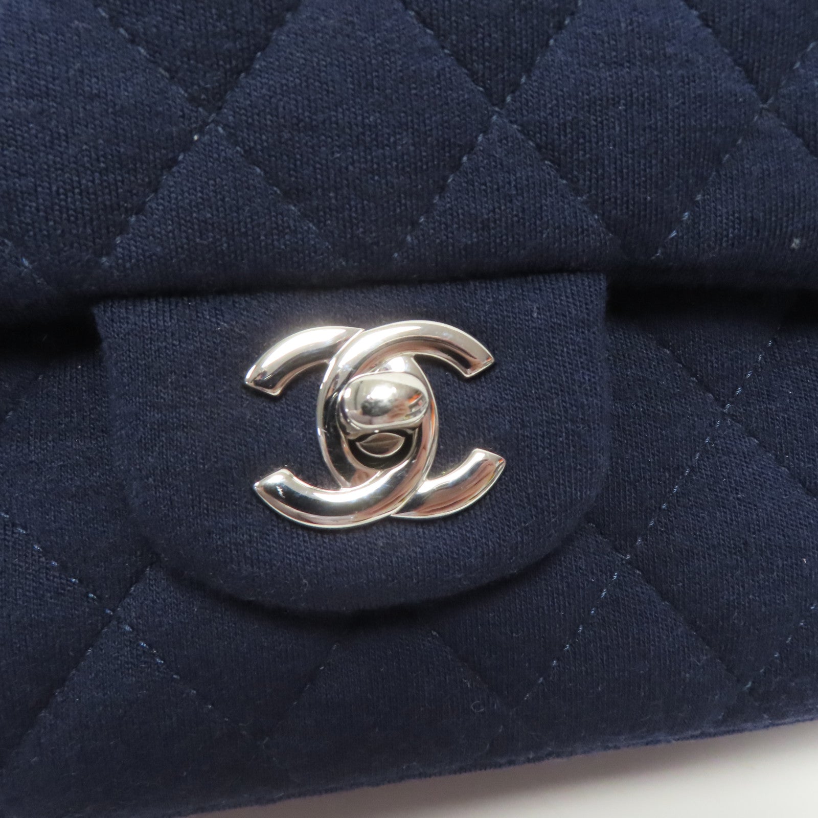 CHANEL 菱格羊毛Chain Shoulder銀扣鏈帶肩背袋藍色