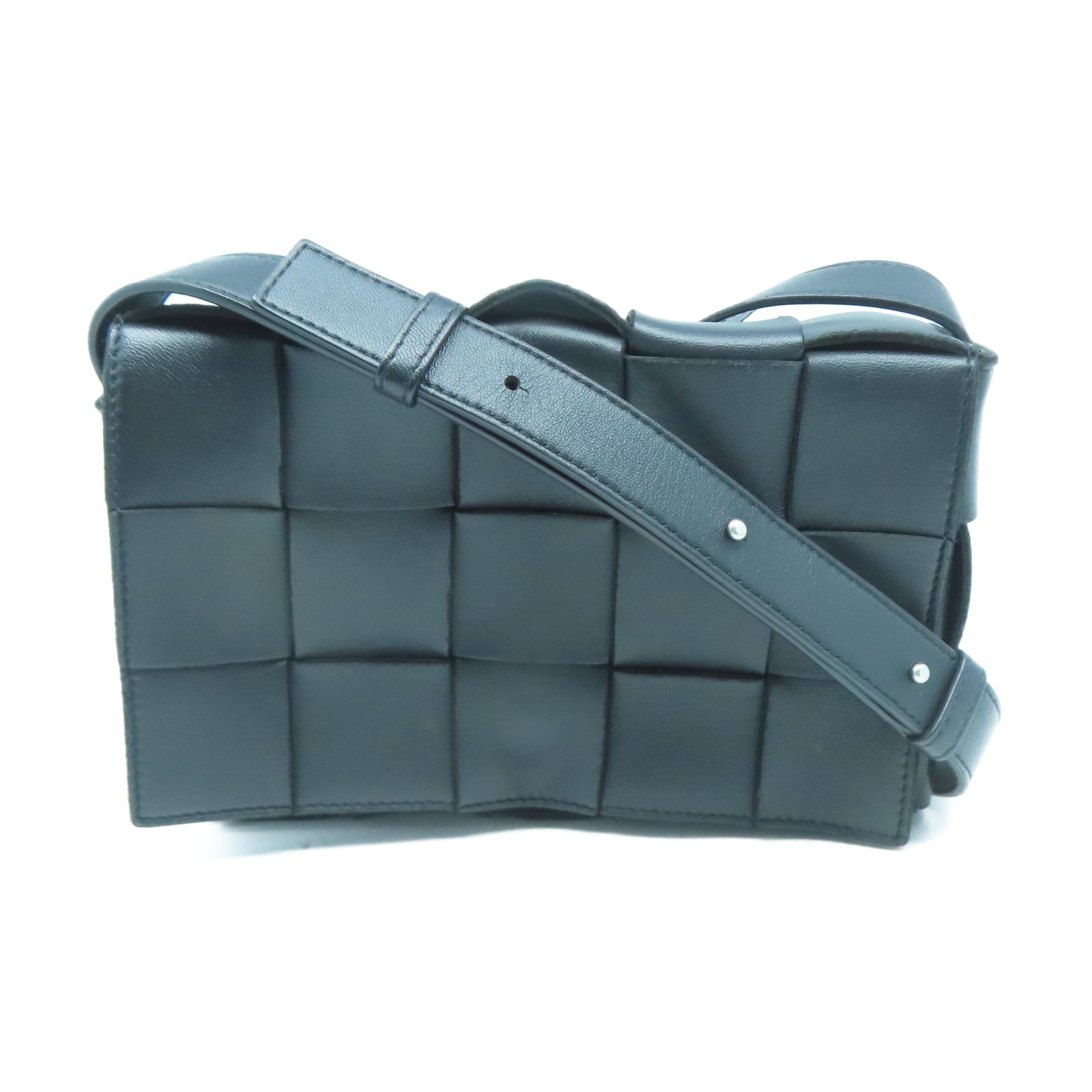 BOTTEGA VENETA 羊皮皮革Cassette銀扣肩背袋黑色