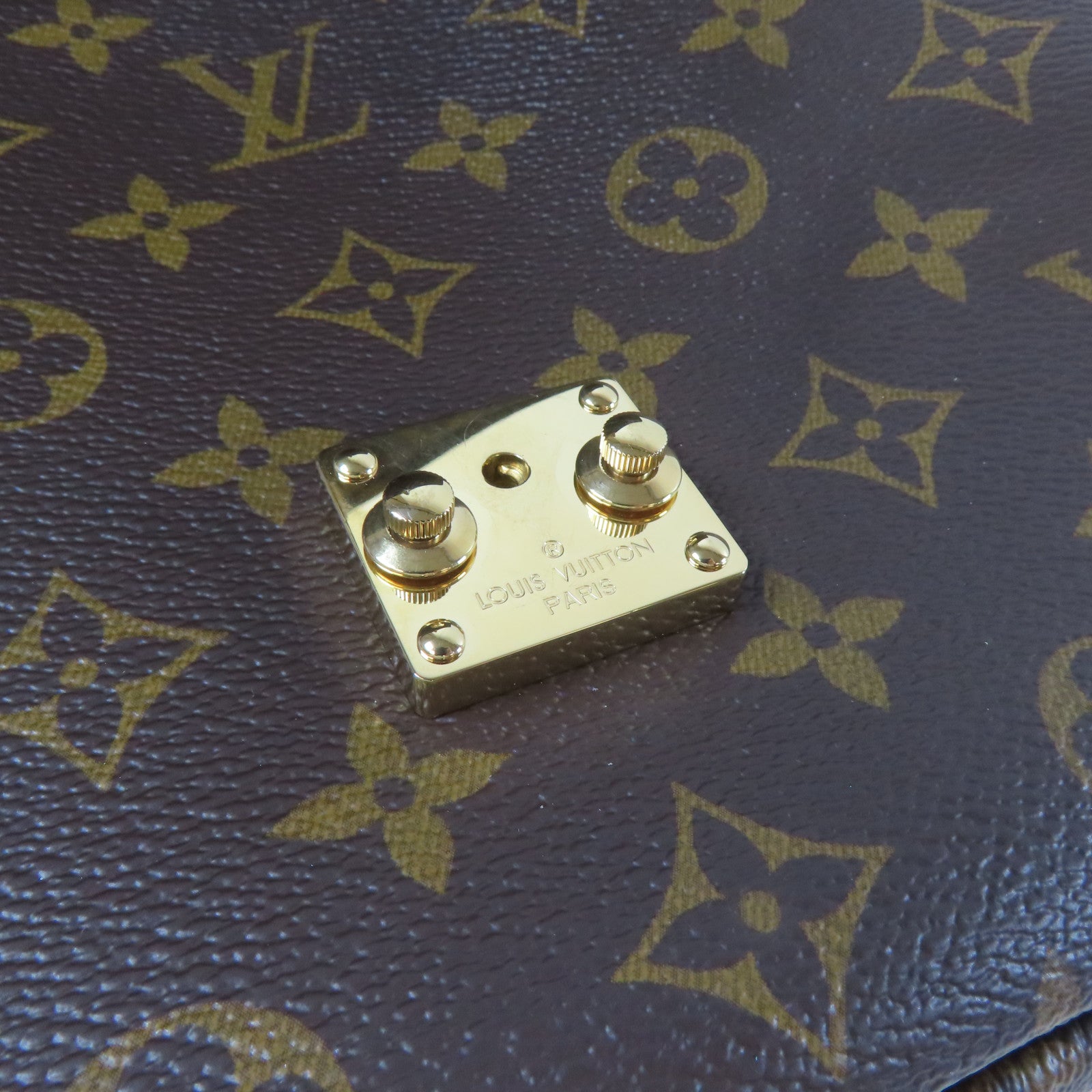 LOUIS VUITTON Monogram Pochette Metis金扣手挽肩背兩用袋啡色