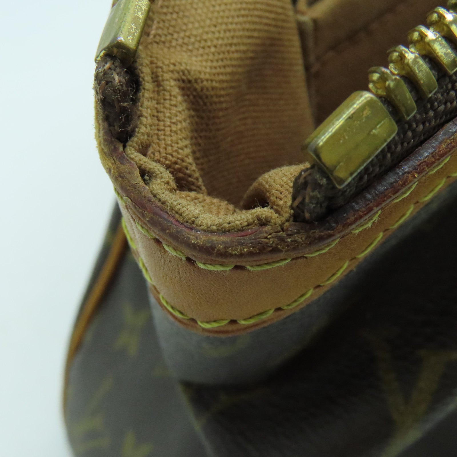 LOUIS VUITTON Monogram Tivoli PM Handle Bag Gold Buckle Brown