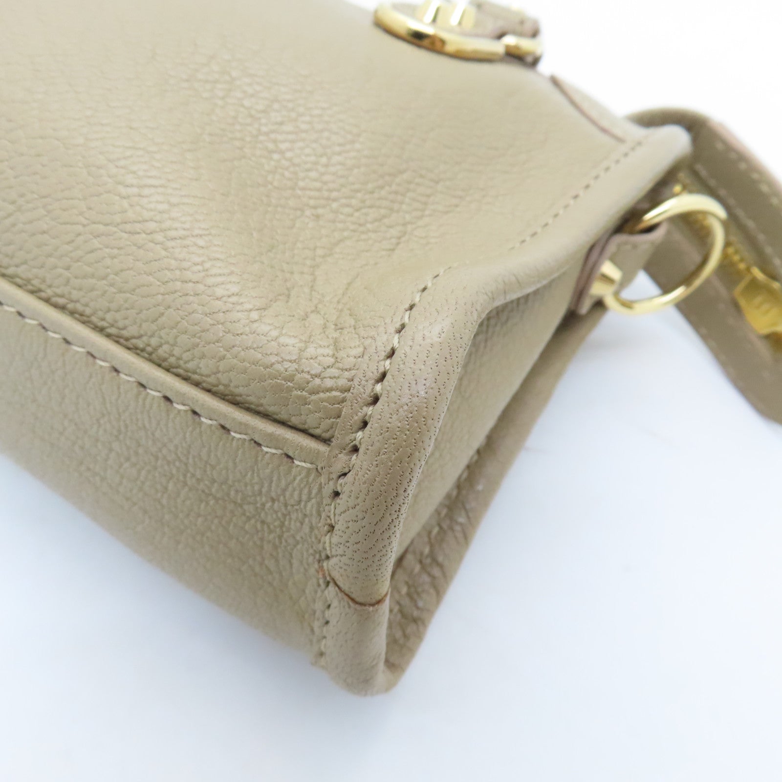 BALENCIAGA 牛皮皮革Nano City金扣手挽肩背两用袋杏色