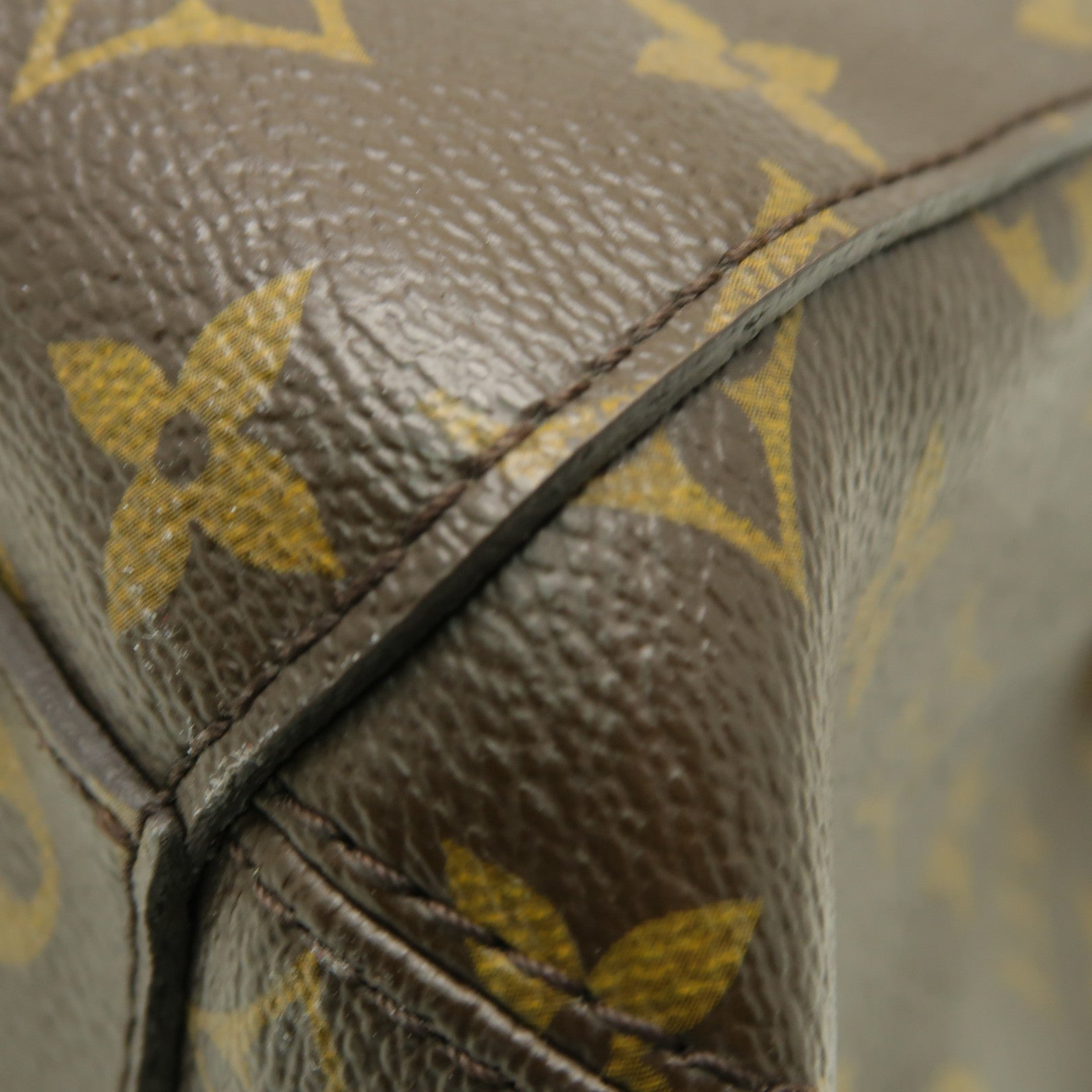 LOUIS VUITTON Monogram Montaigne MM金扣手挽肩背兩用袋棕色