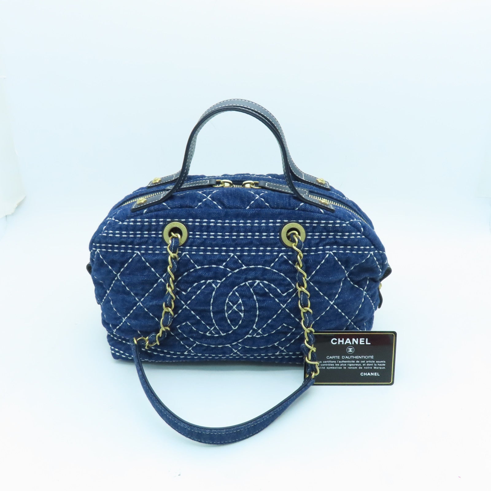 CHANEL denim Bowling Bag gold buckle shoulder shoulder bag blue