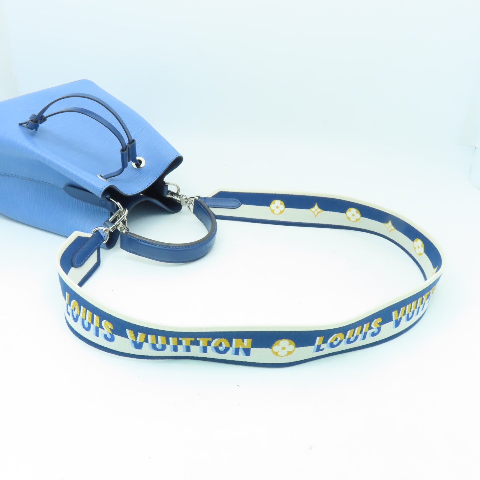 LOUIS VUITTON Epi Neonoe BB銀扣手挽肩背兩用袋淺藍色
