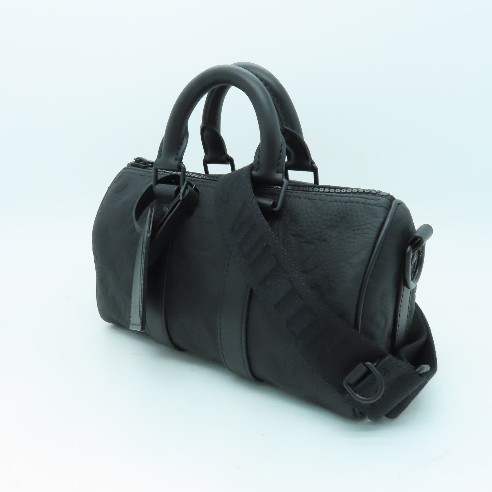 LOUIS VUITTON Taurillon皮革 Monogram Keepall Bandouliere 25黑扣手挽肩背兩用袋黑色