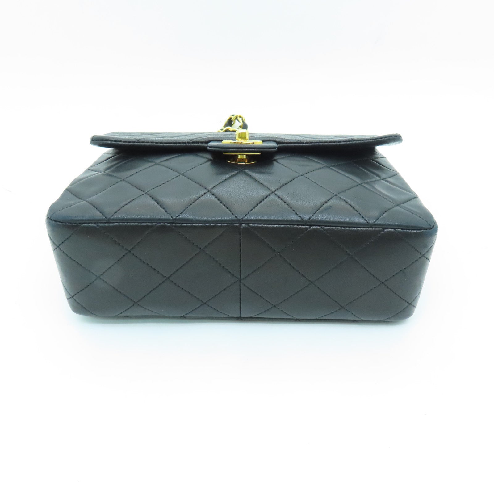 CHANEL Sheepskin Leather Vintage 20cm Gold Buckle Chain Shoulder Bag Black