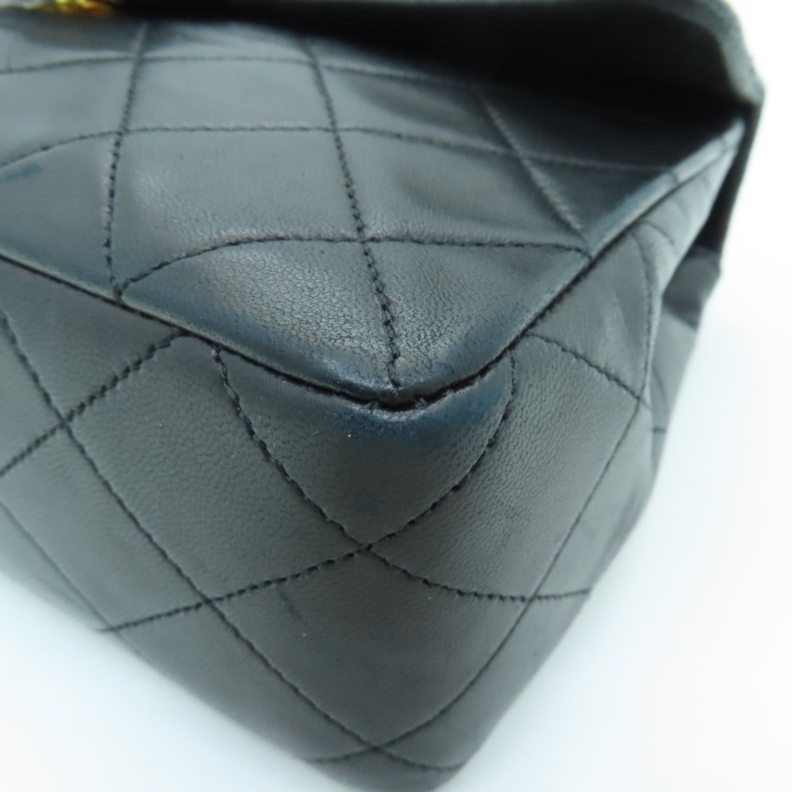 CHANEL Sheepskin Leather Vintage 20cm Gold Buckle Chain Shoulder Bag Black