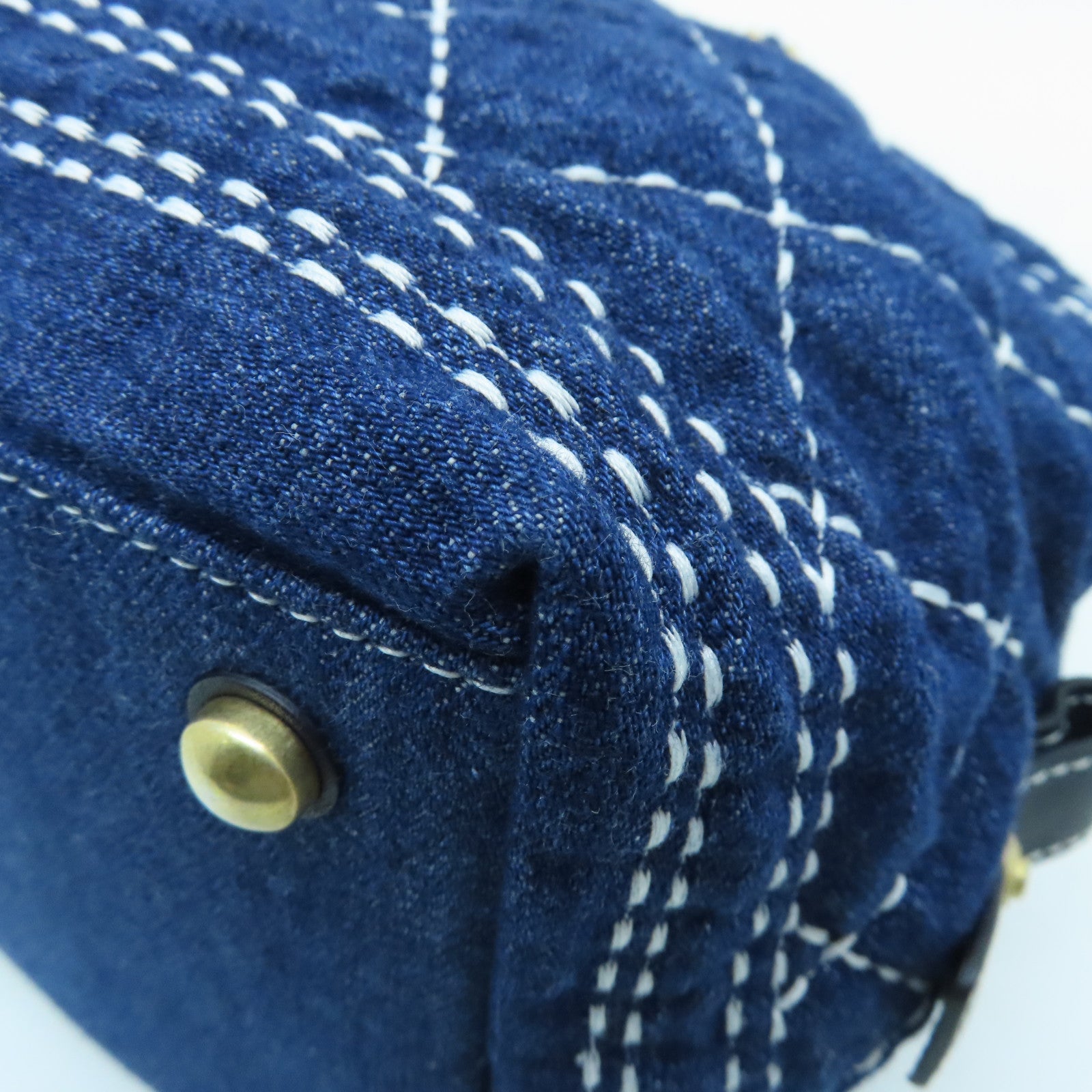 CHANEL denim Bowling Bag gold buckle shoulder shoulder bag blue