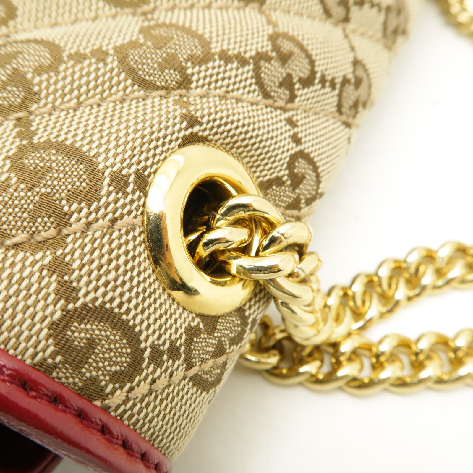 GUCCI 帆布GG Marmont金扣鏈帶肩背袋米色/紅色