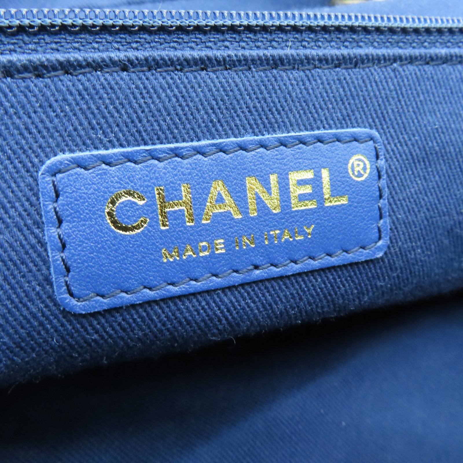 CHANEL denim Bowling Bag gold buckle shoulder shoulder bag blue