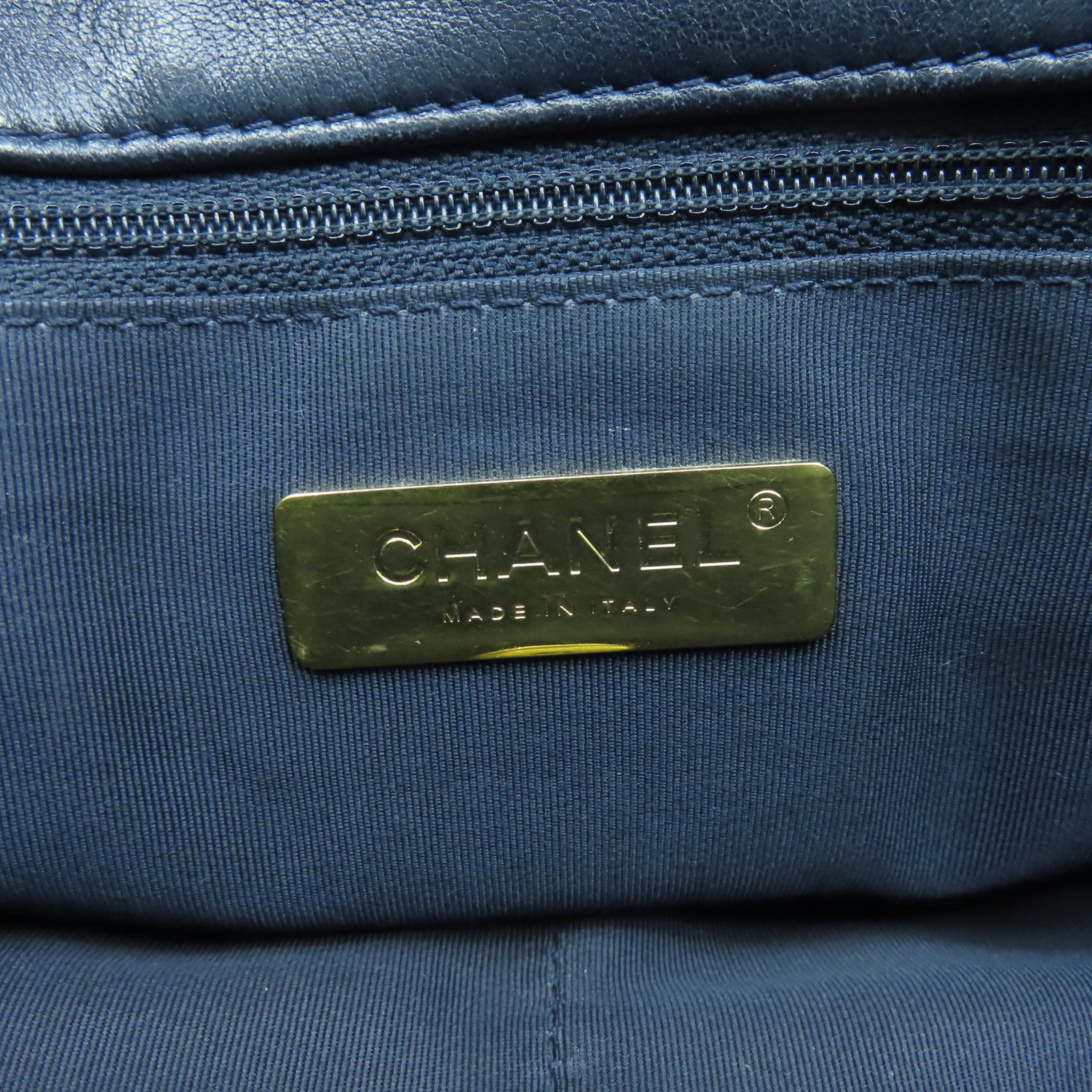 CHANEL 菱格羊皮皮革Chanel 19 Small金扣手挽肩背兩用袋深藍色