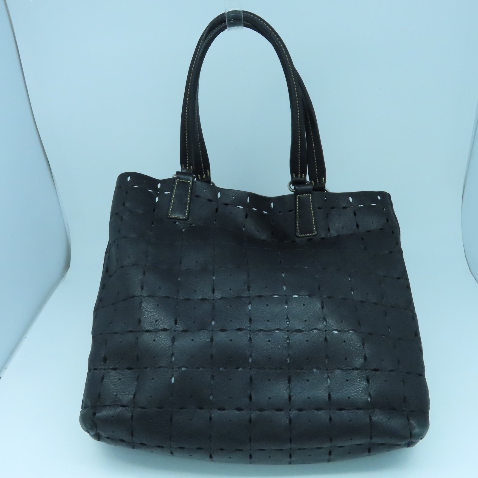 Miu Miu 牛皮皮革Tote Bag銀扣手挽袋黑色