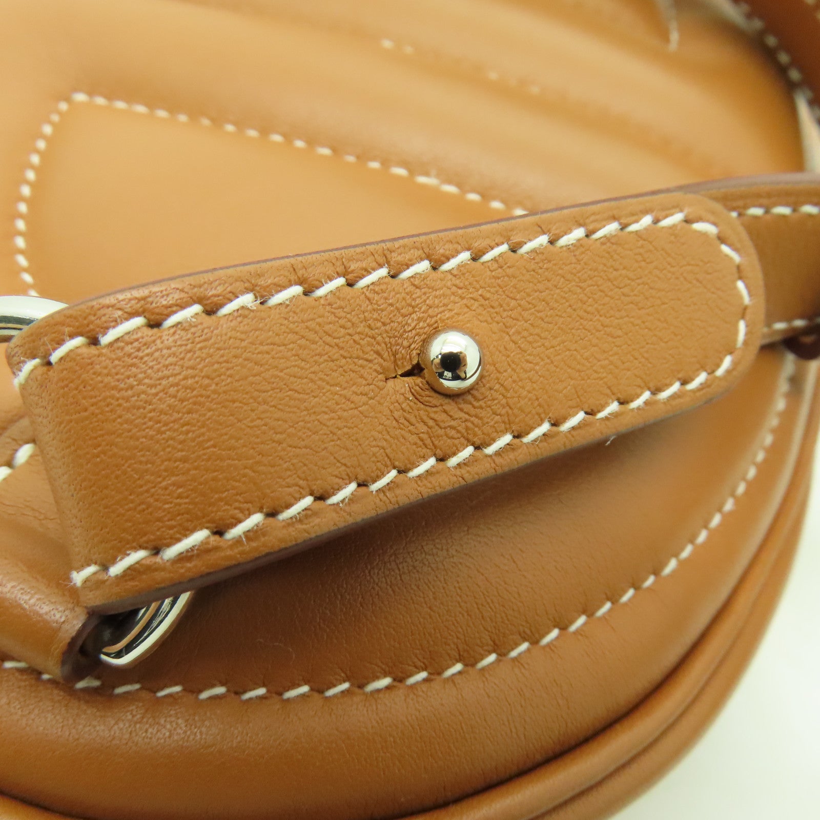 HERMES Swift皮革In The Loop Belt Bag銀扣腰包經典駝色