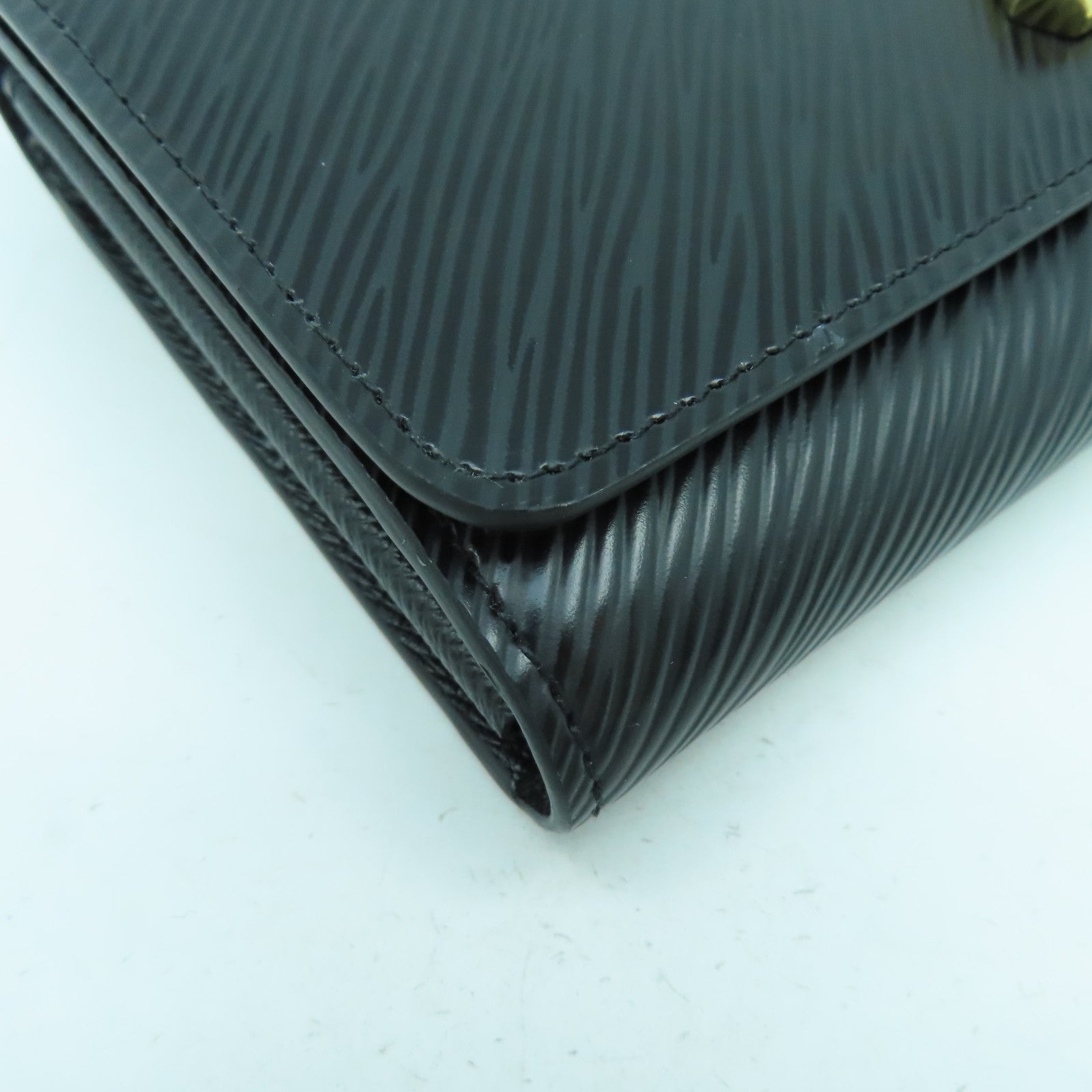 LOUIS VUITTON Epi皮革Twist Long Wallet金扣長錢包黑色