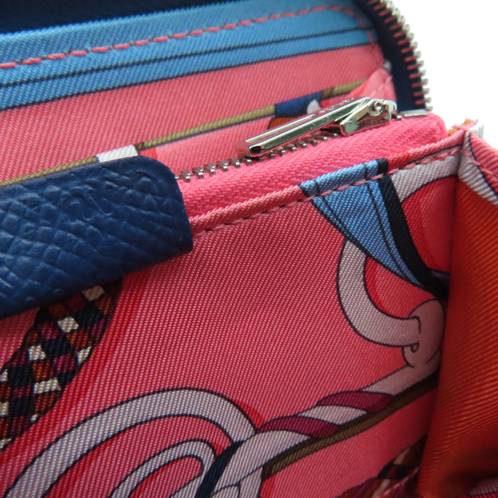 HERMES 【激減優惠】Epsom皮革Silk‘in Compact Wallet拉鏈錢包藍色