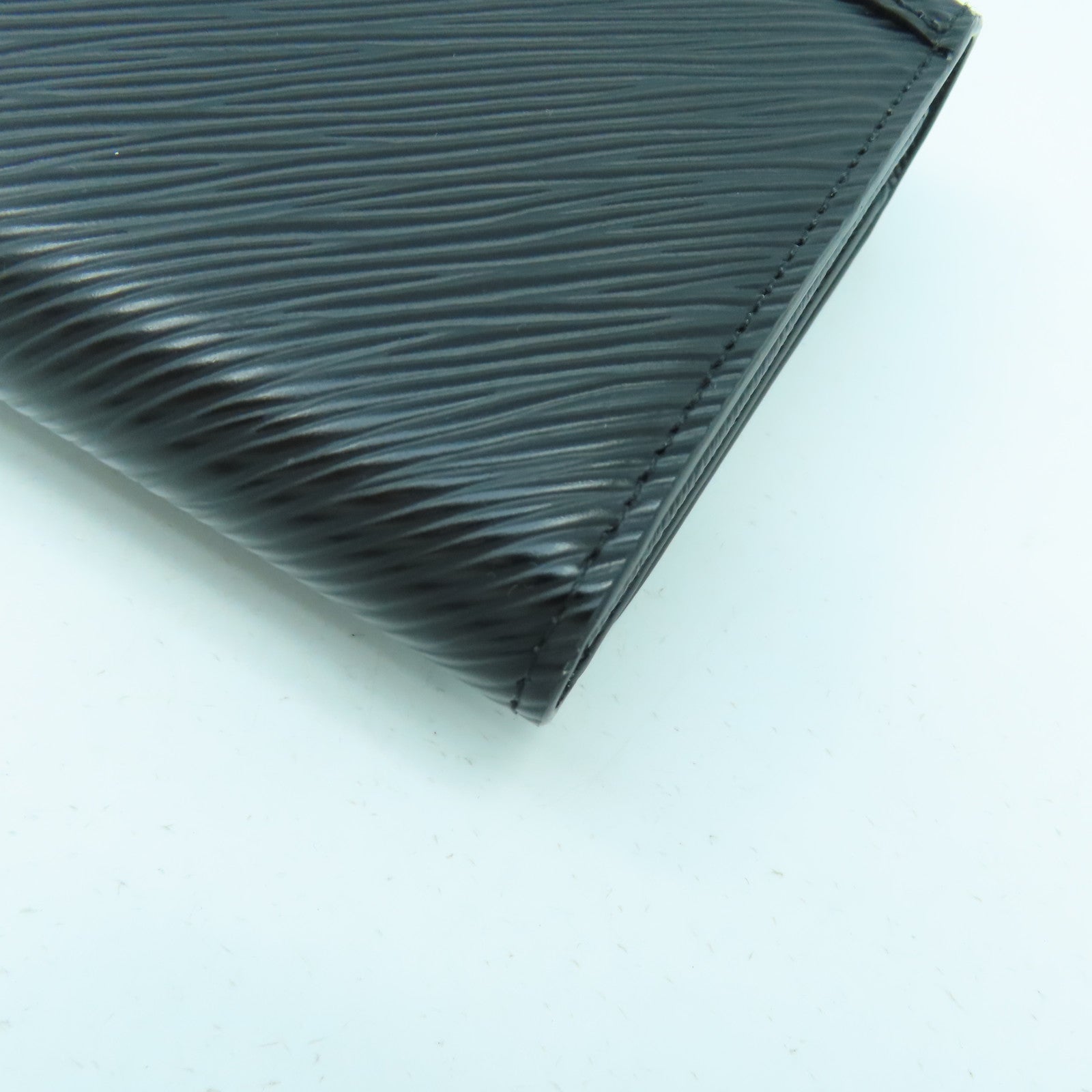LOUIS VUITTON Epi皮革Twist Long Wallet金扣長錢包黑色