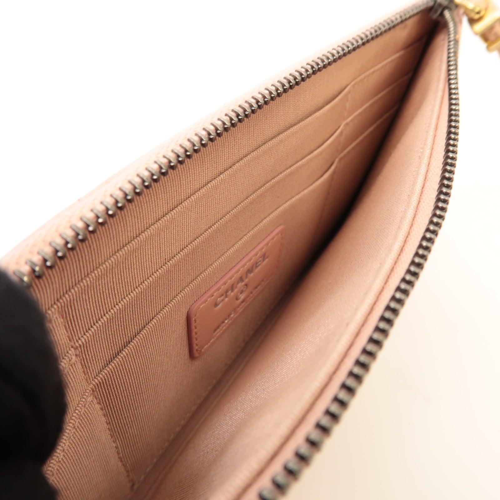 CHANEL 菱格皮革Zipped Long Wallet金扣粉紅色
