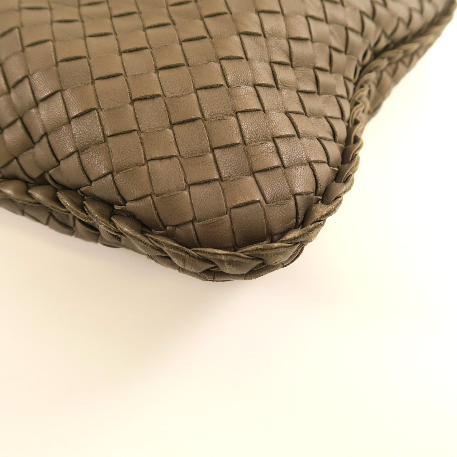 BOTTEGA VENETA 織紋羊皮皮革Shoulder Bag肩背袋啡色