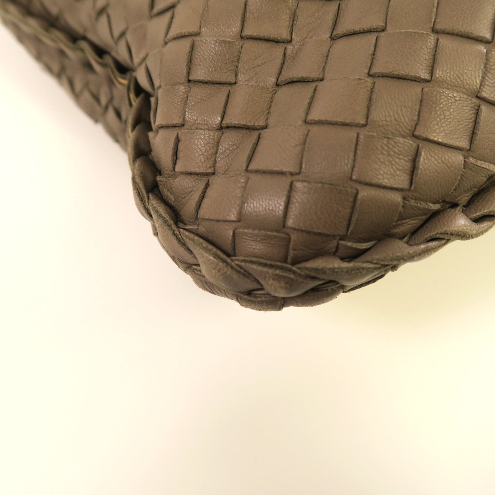 BOTTEGA VENETA 織紋羊皮皮革Shoulder Bag肩背袋啡色