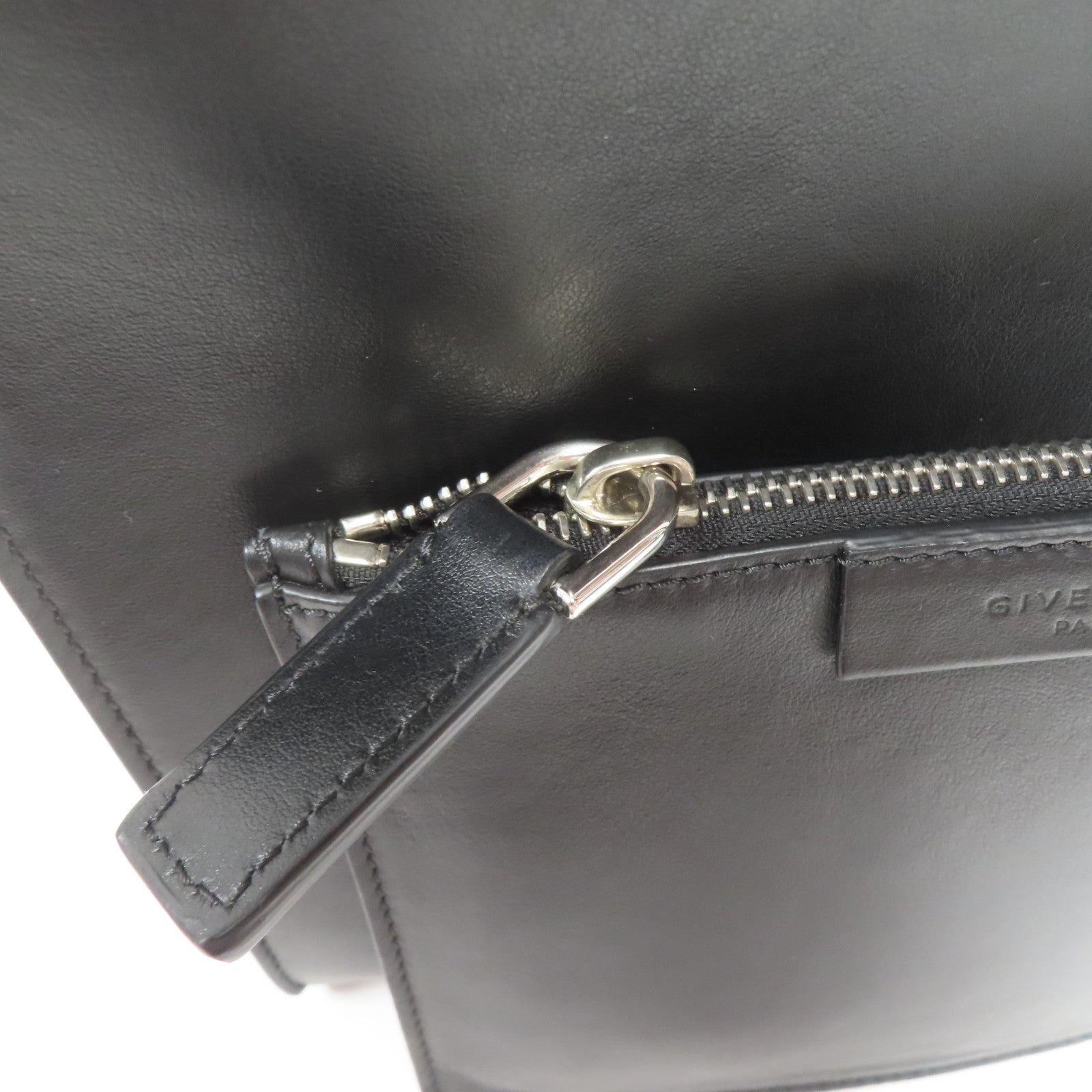 GIVENCHY 牛皮皮革Tote Bag銀扣手挽袋黑色