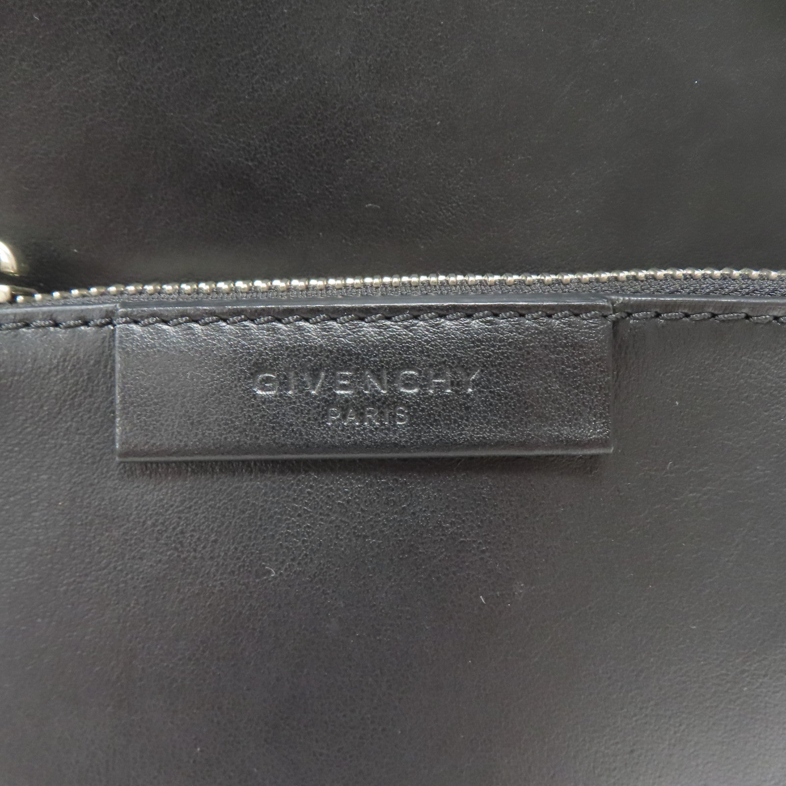 GIVENCHY 牛皮皮革Tote Bag銀扣手挽袋黑色