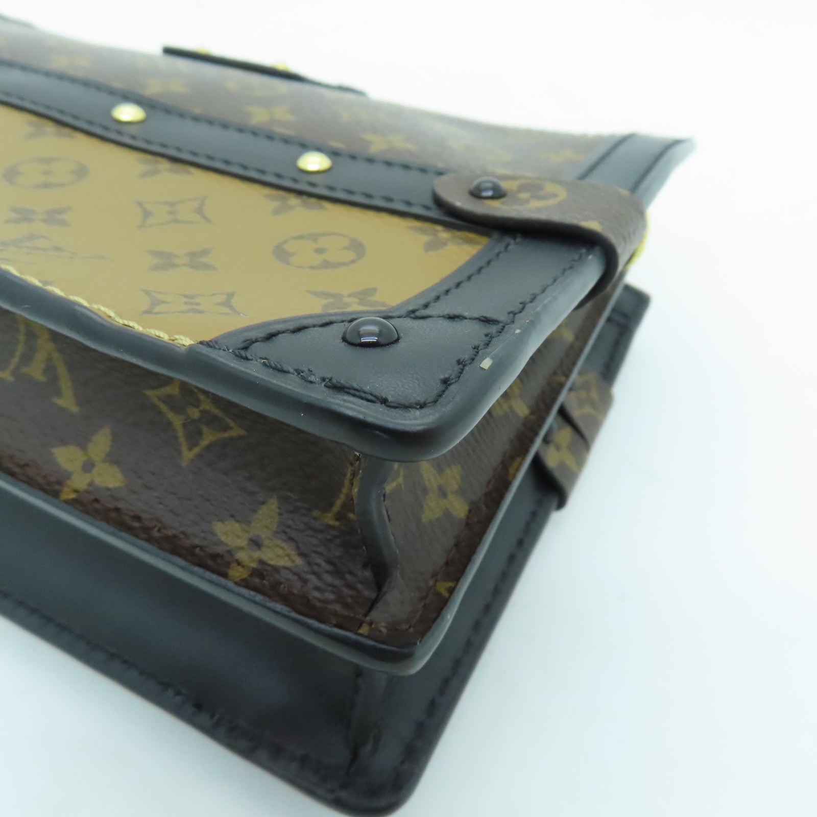 LOUIS VUITTON Monogram Trunk Clutch Gold Buckle Clutch Shoulder Bag Brown