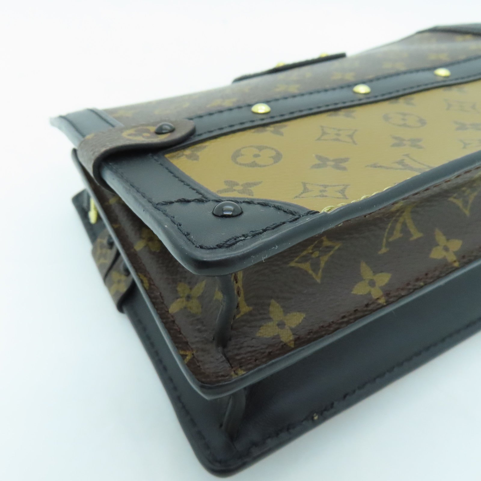 LOUIS VUITTON Monogram Trunk Clutch Gold Buckle Clutch Shoulder Bag Brown