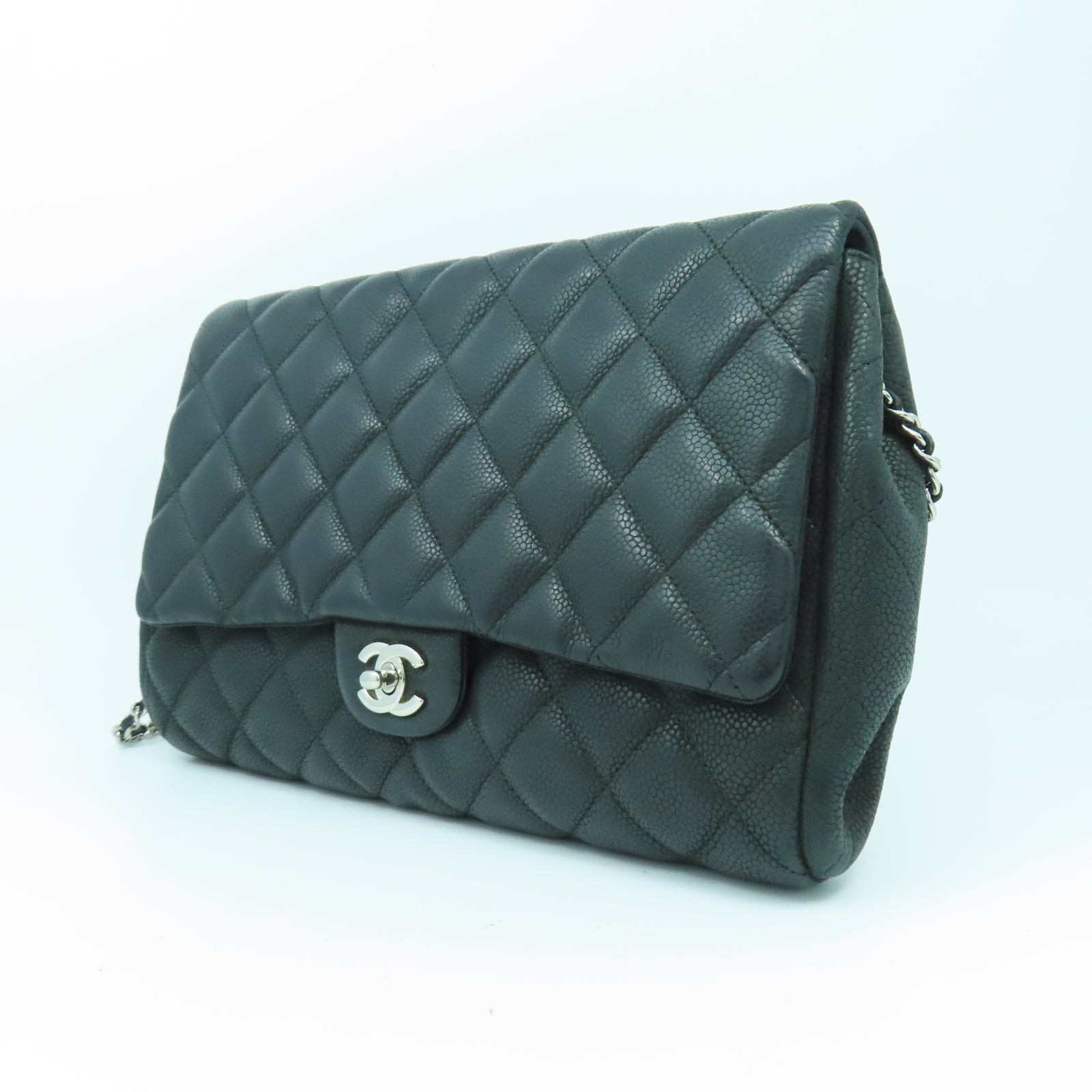 CHANEL 菱格Caviar皮革Chain Shoulder銀扣鏈帶肩背袋黑色