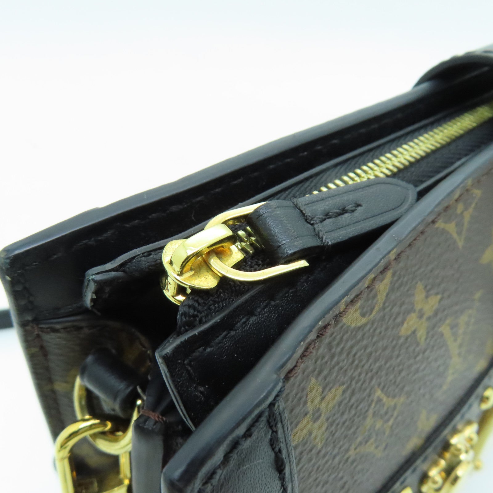 LOUIS VUITTON Monogram Trunk Clutch Gold Buckle Clutch Shoulder Bag Brown