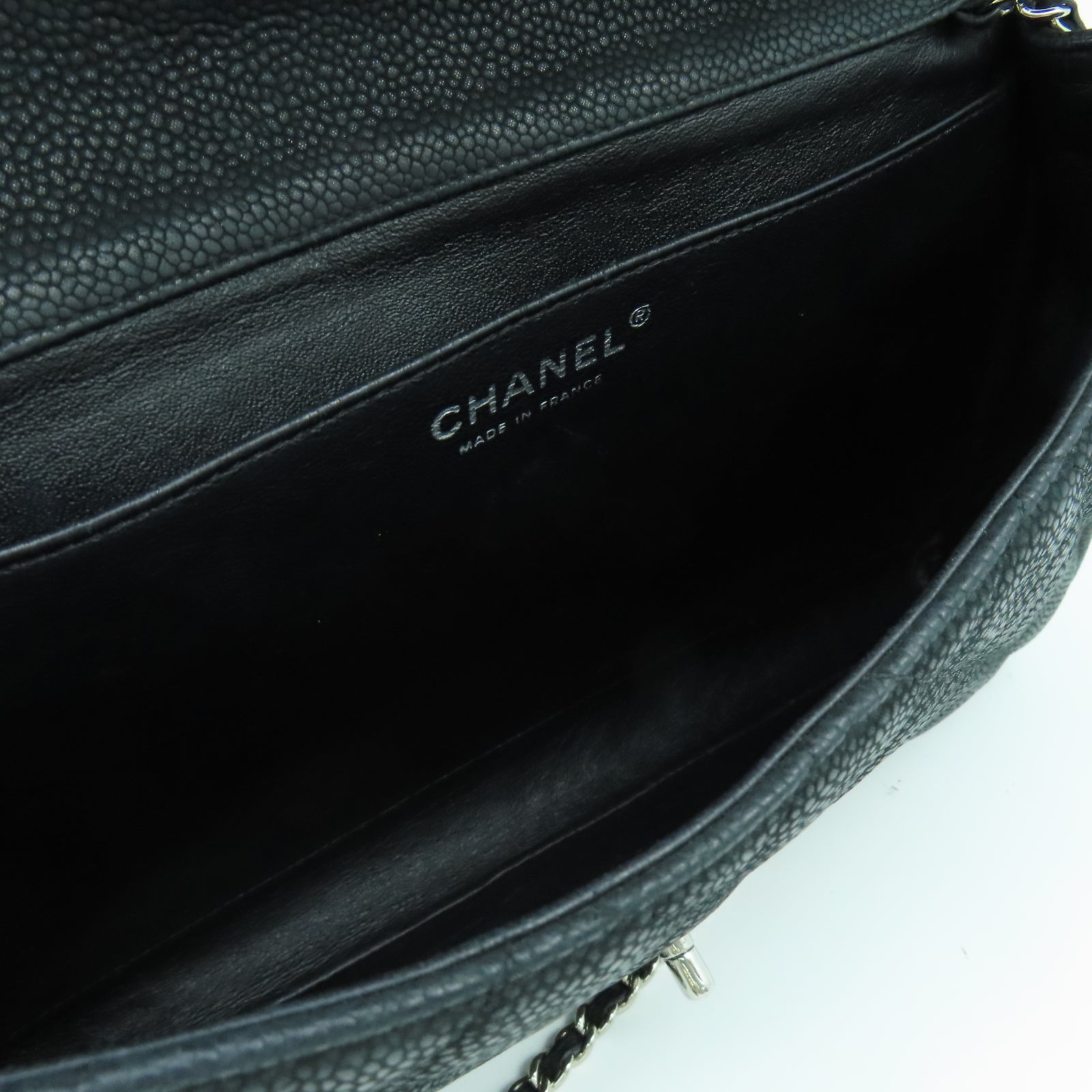 CHANEL 菱格Caviar皮革Chain Shoulder銀扣鏈帶肩背袋黑色