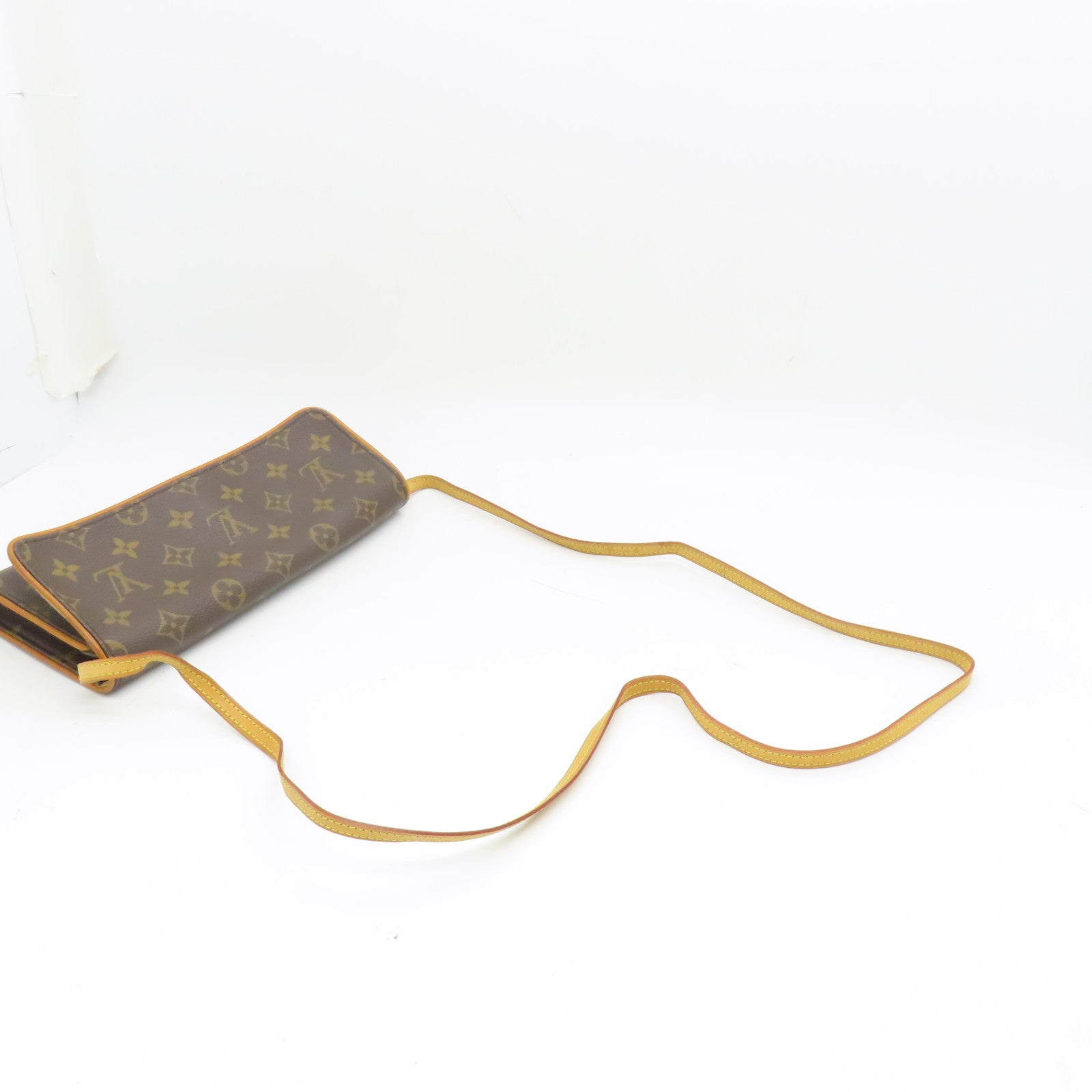 LOUIS VUITTON Monogram Pochette Twin GM金扣肩背袋啡色