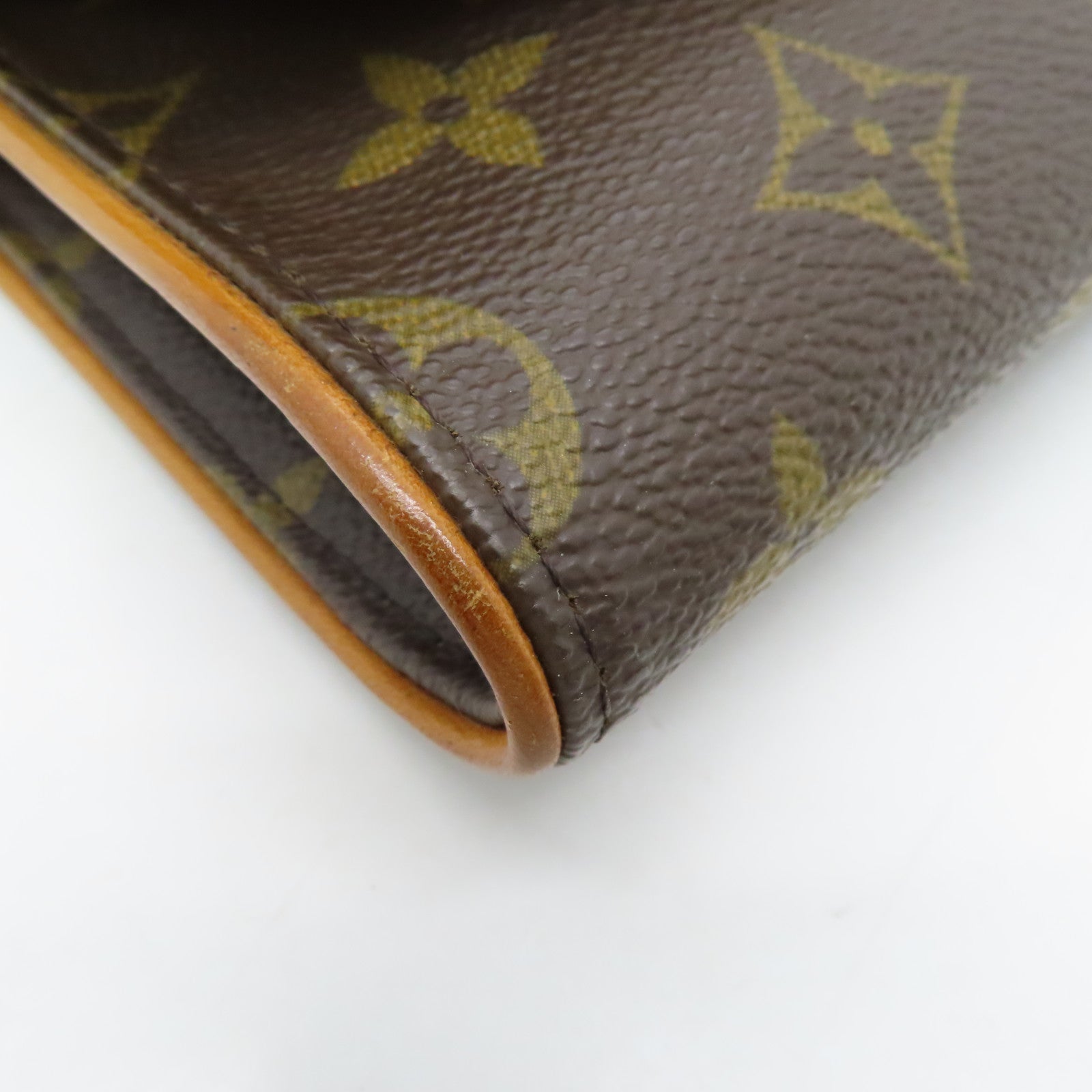 LOUIS VUITTON Monogram Pochette Twin GM金扣肩背袋啡色