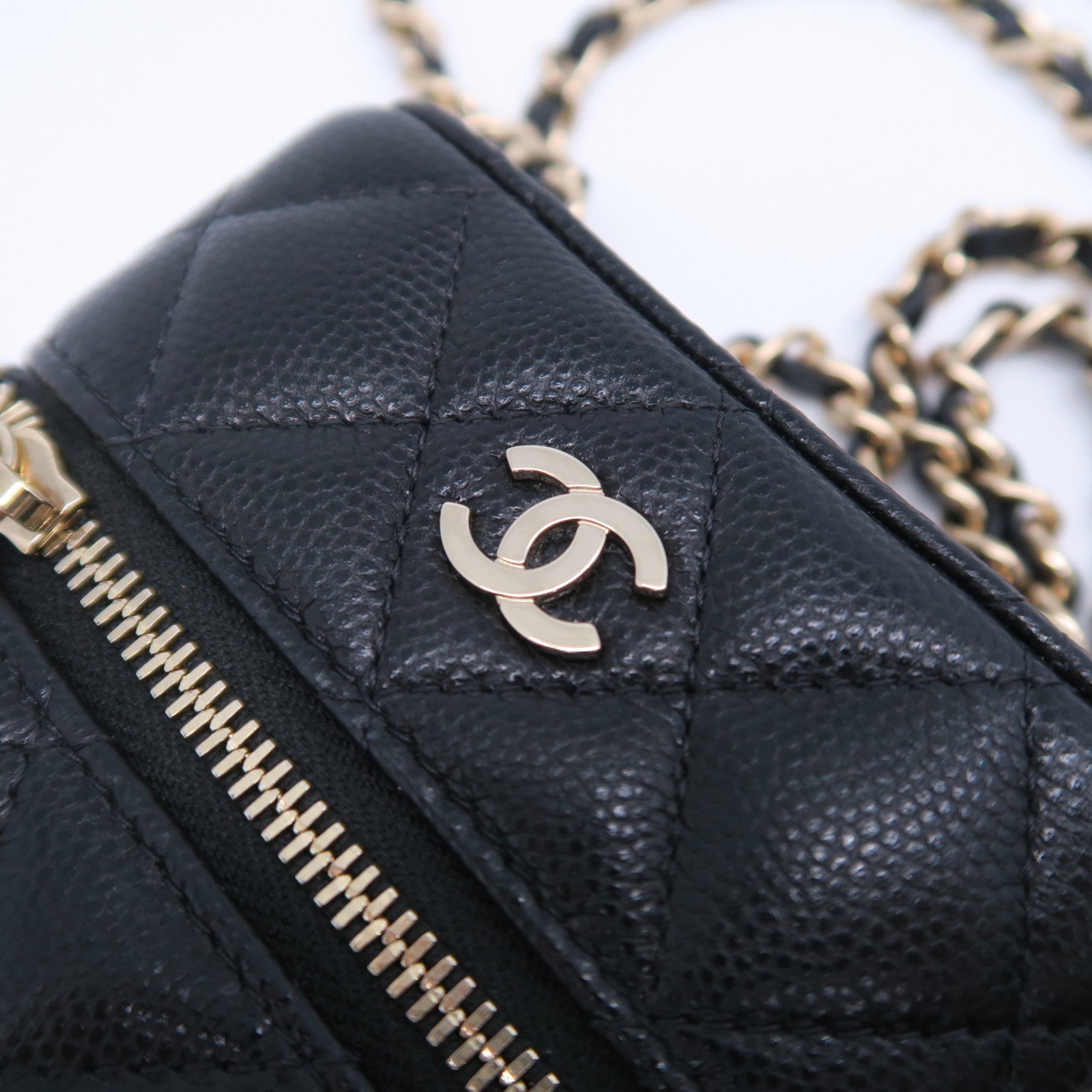 CHANEL 菱格牛皮皮革Chain Shoulder Bag金扣鏈帶肩背袋黑色